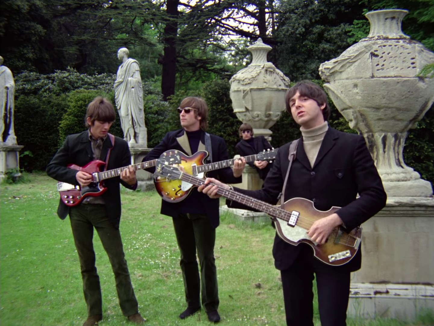 Paperback Writer (1966) —  shot,  lighting
