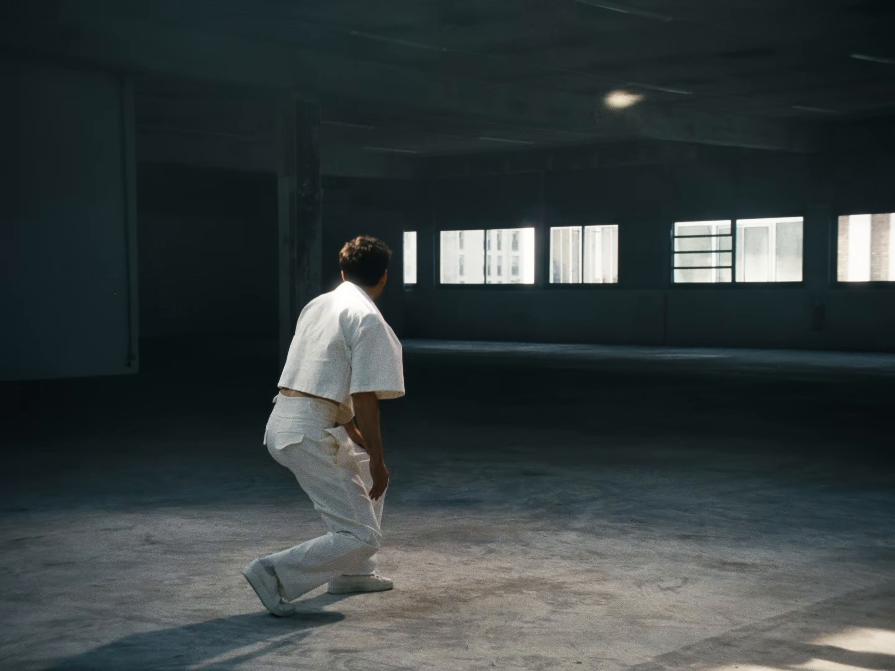 Par-delà (2025) —  shot,  lighting