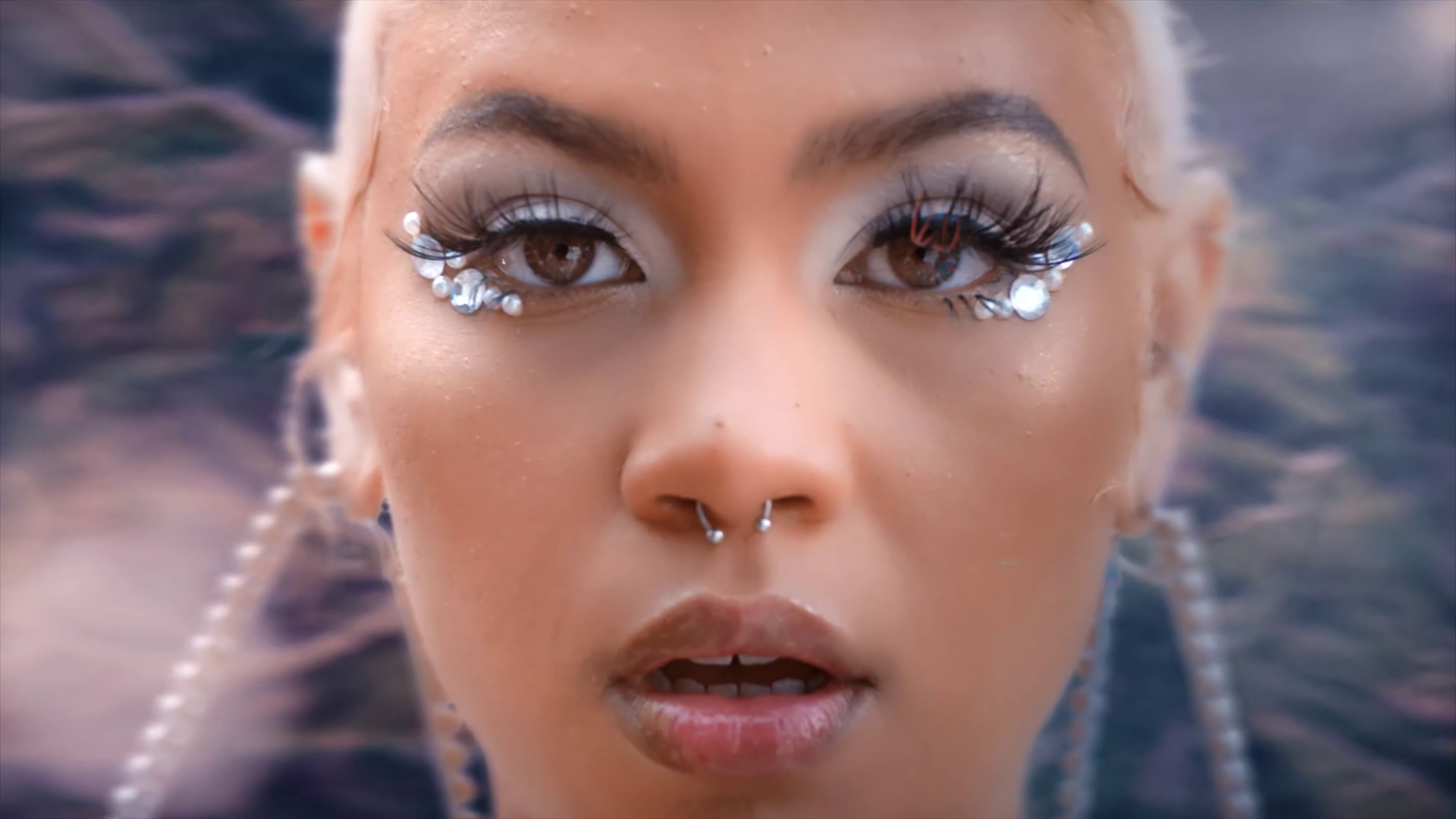 Stroke (2021) —  shot,  lighting