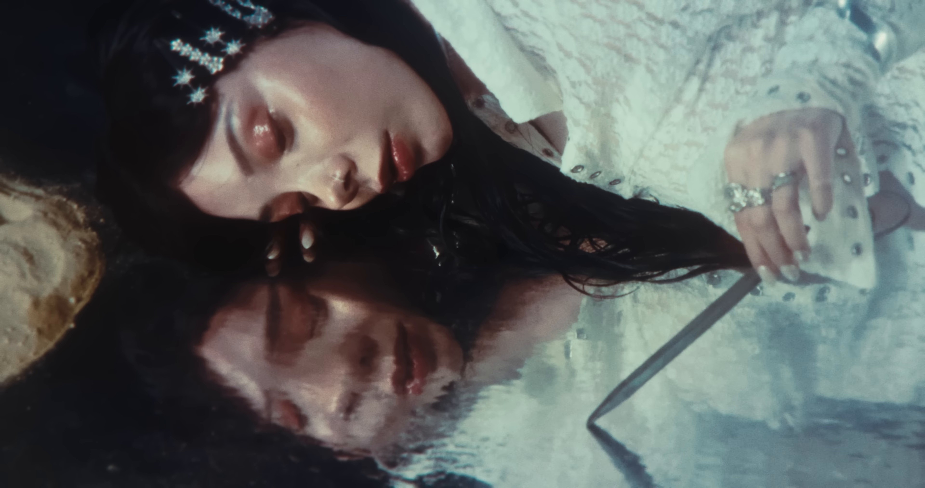 Alma Rota (2025) —  shot,  lighting