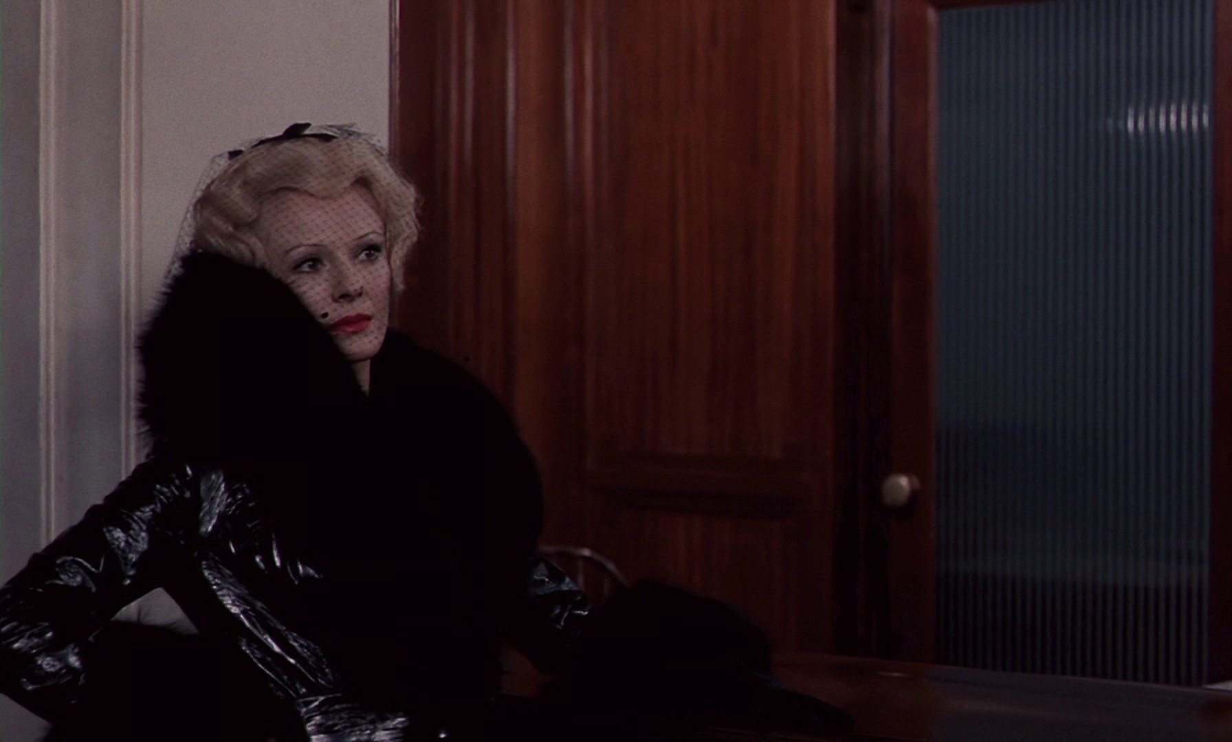 Daughters of Darkness (1971) —  shot,  lighting