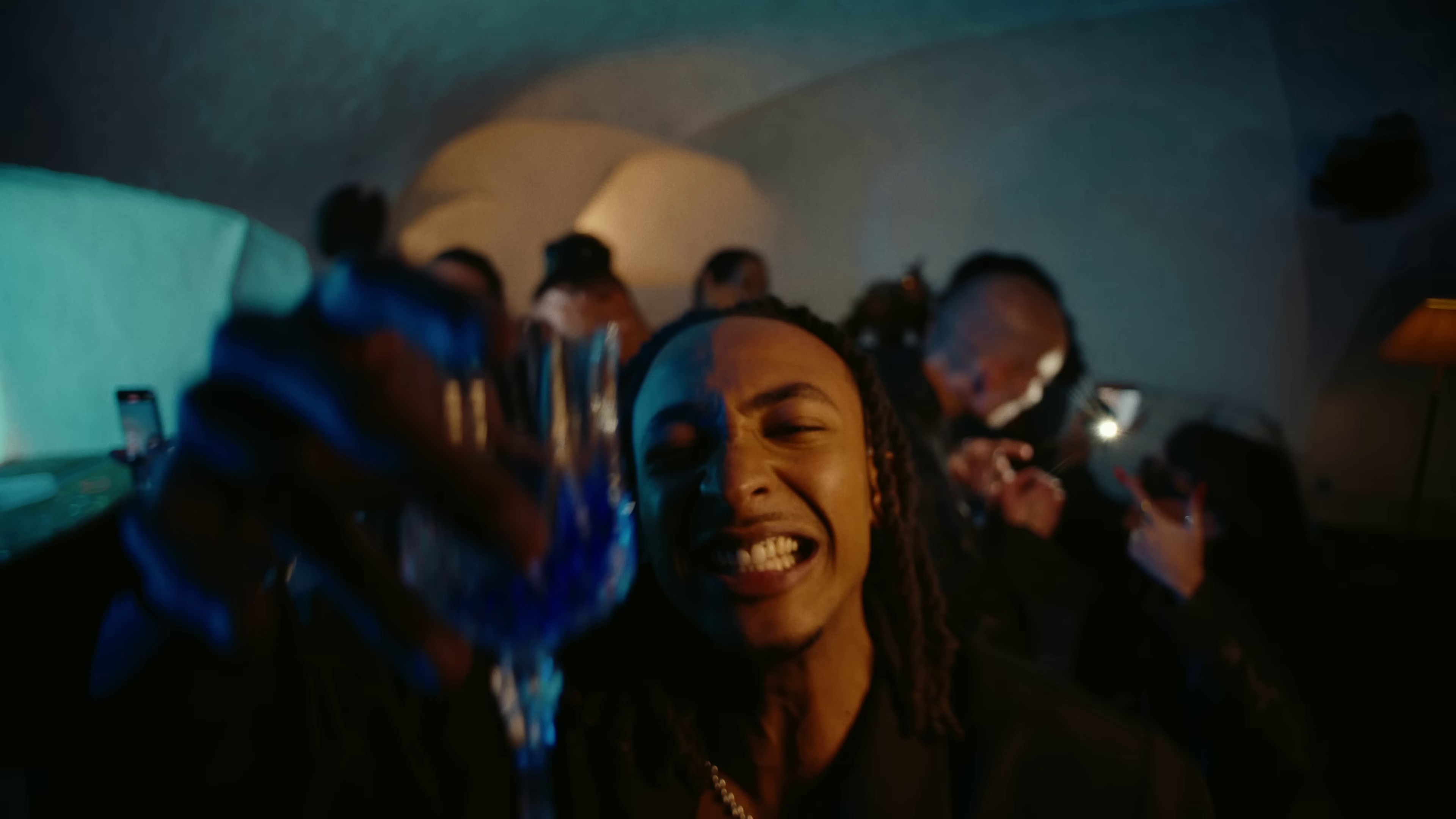 Toko dombi (2024) —  shot,  lighting