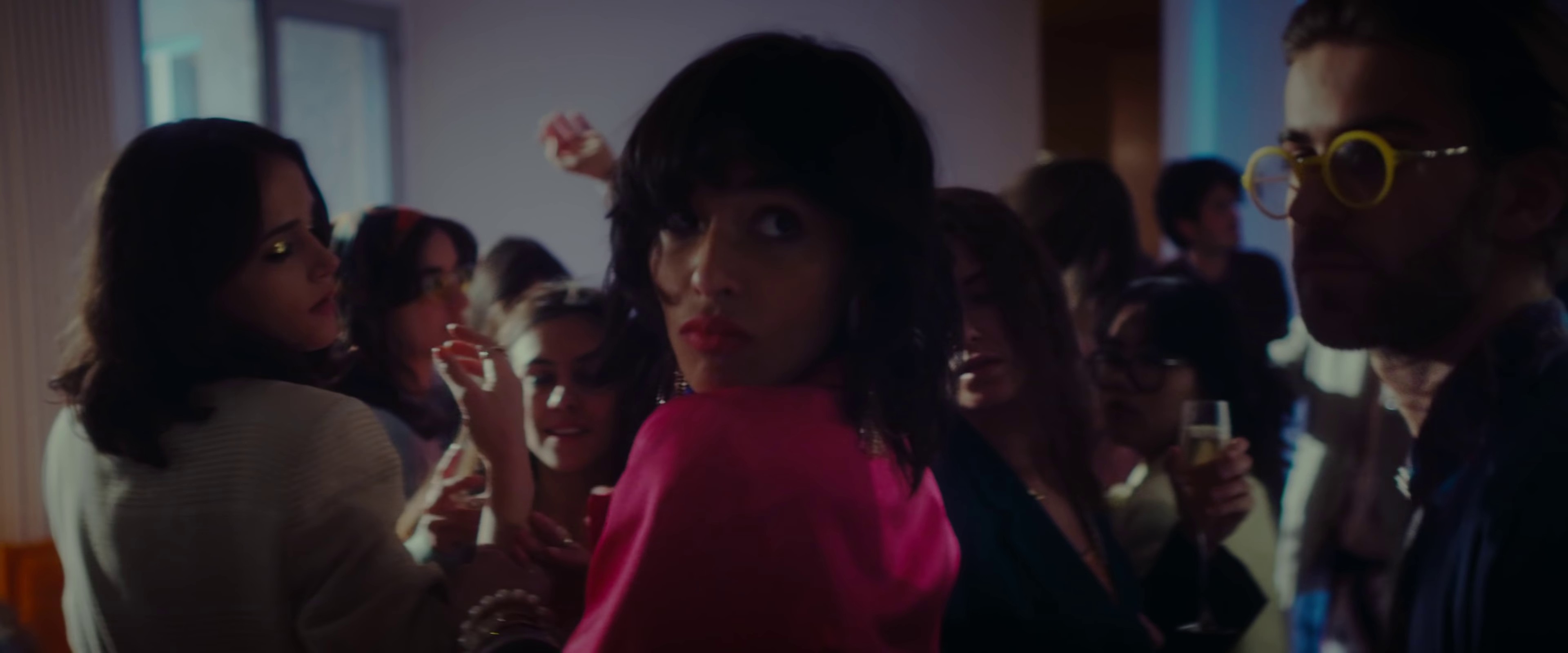 Allo Réseau (2021) —  shot,  lighting