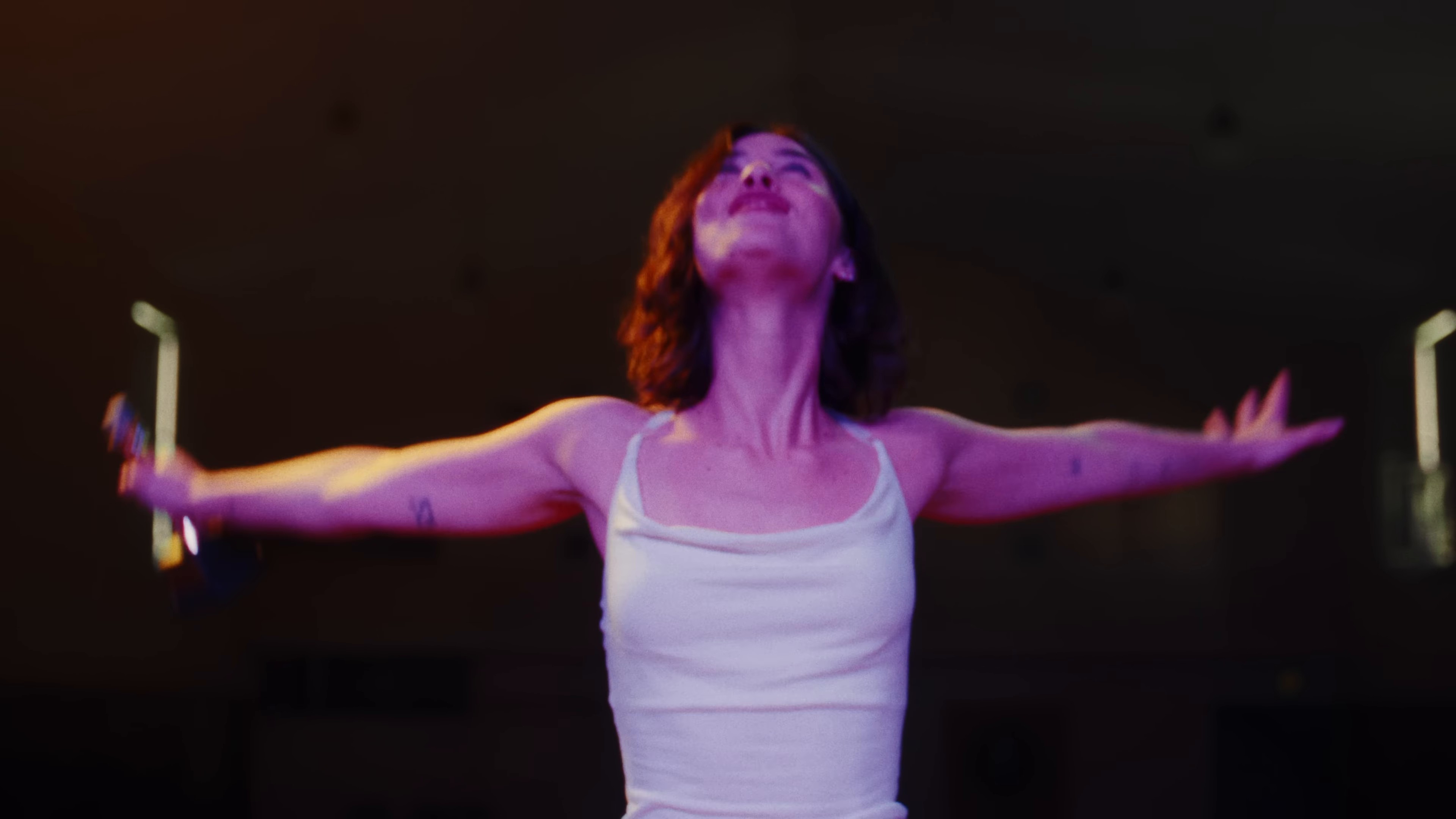 I Love You, I’m Sorry (2024) —  shot,  lighting