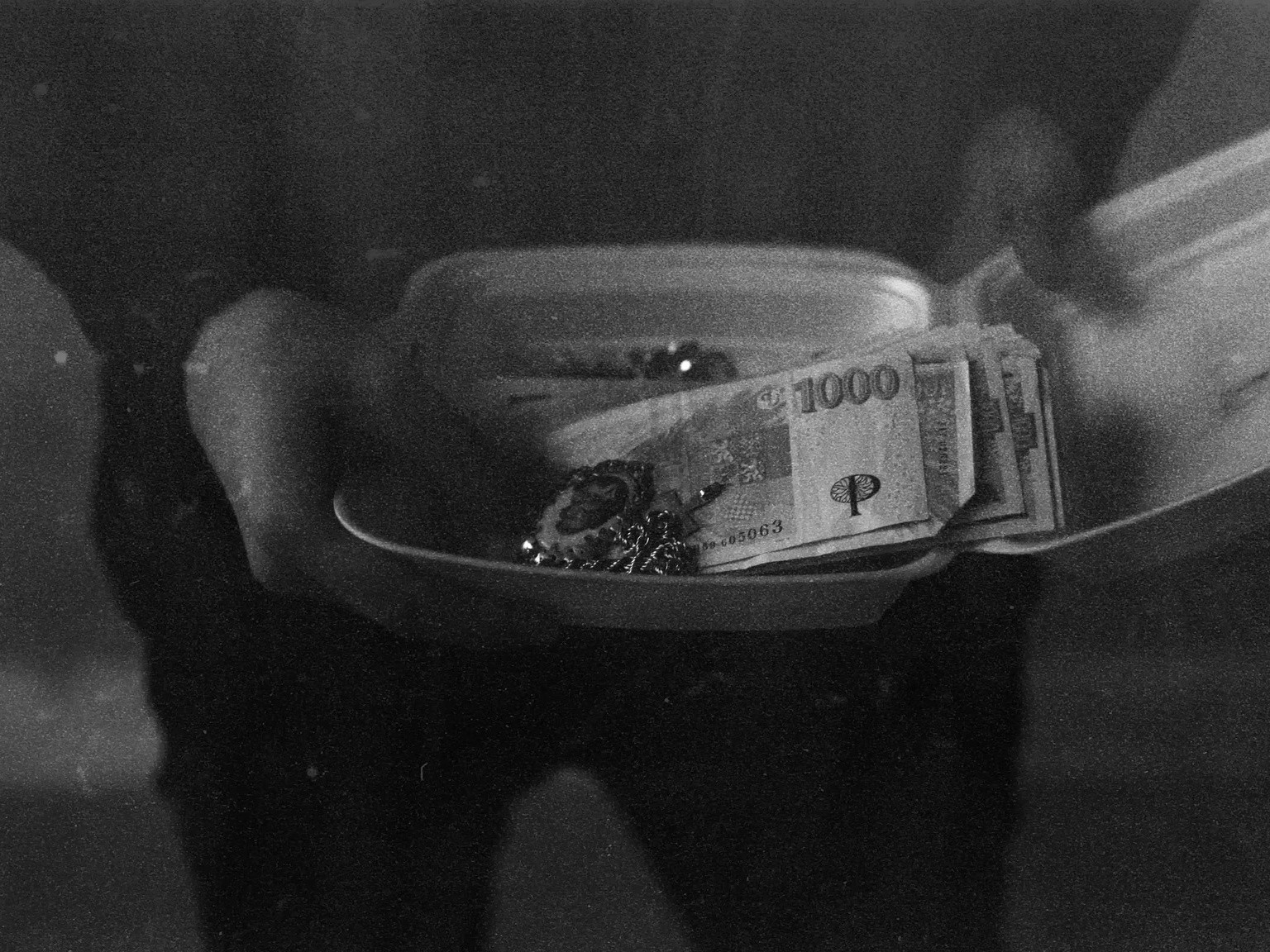 GO GO GO (2019) —  shot,  lighting