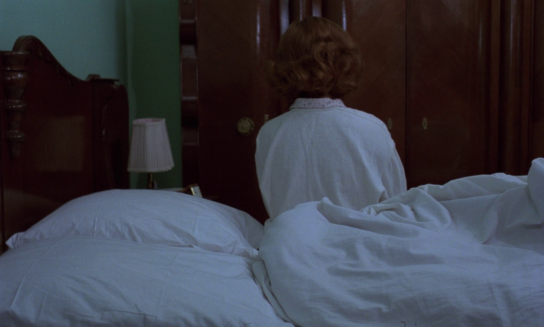 Jeanne Dielman, 23, quai du Commerce, 1080 Bruxelles (1976) —  shot,  lighting