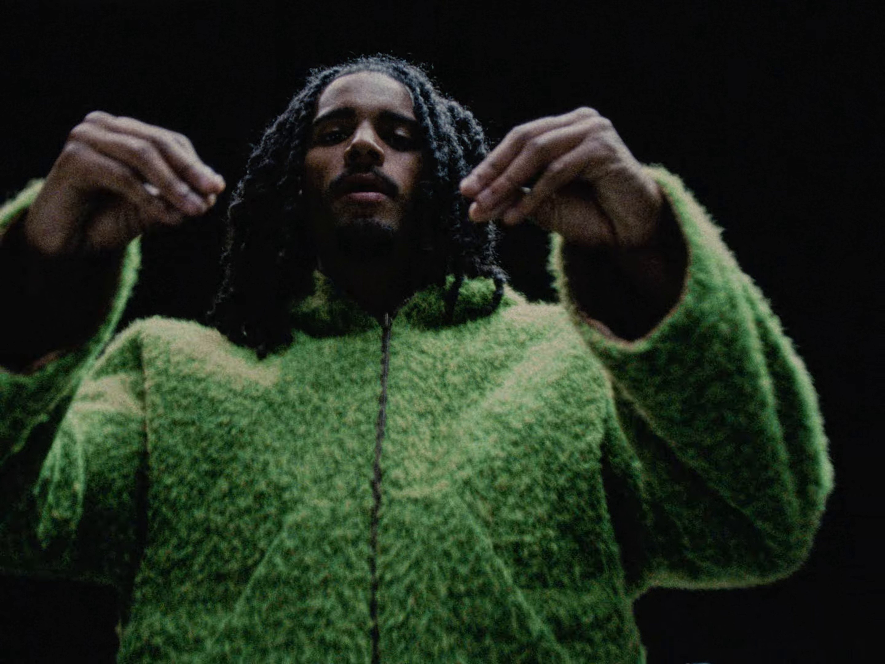 PRESIDENTIEL (2025) —  shot,  lighting