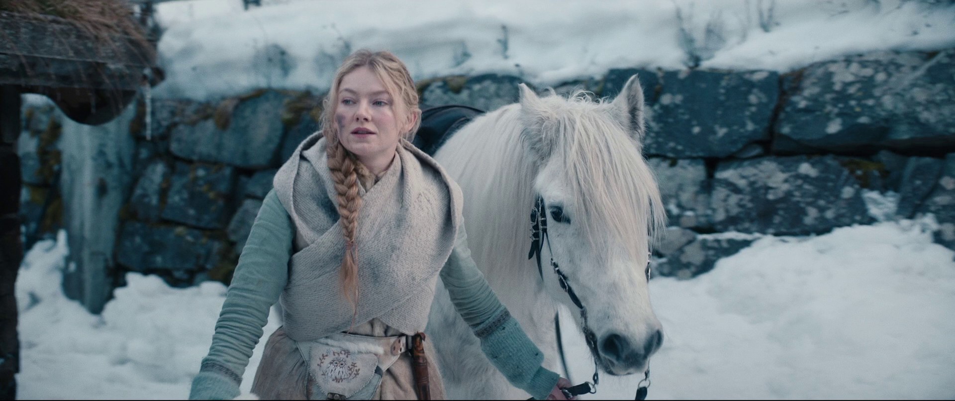 Three Wishes for Cinderella (2021) —  shot,  lighting