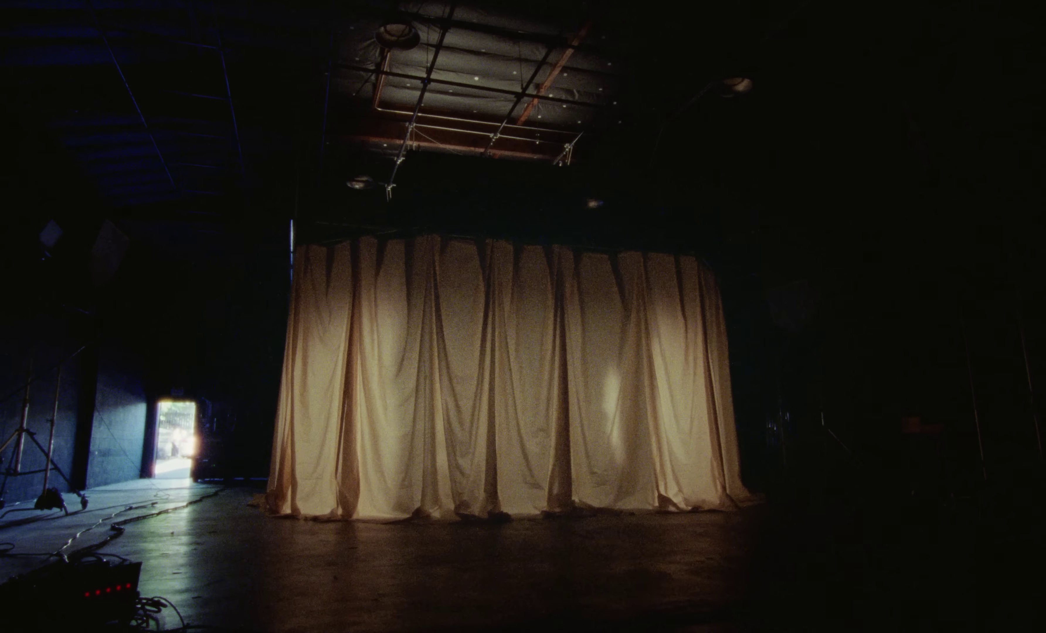 Talk To Me Nice  (2023) —  shot,  lighting