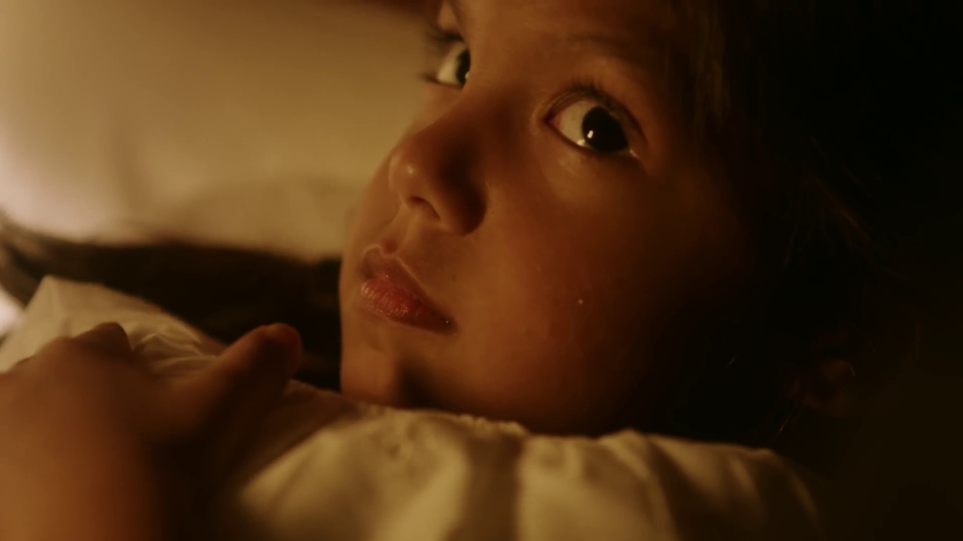 Petite Fille  (2021) —  shot,  lighting