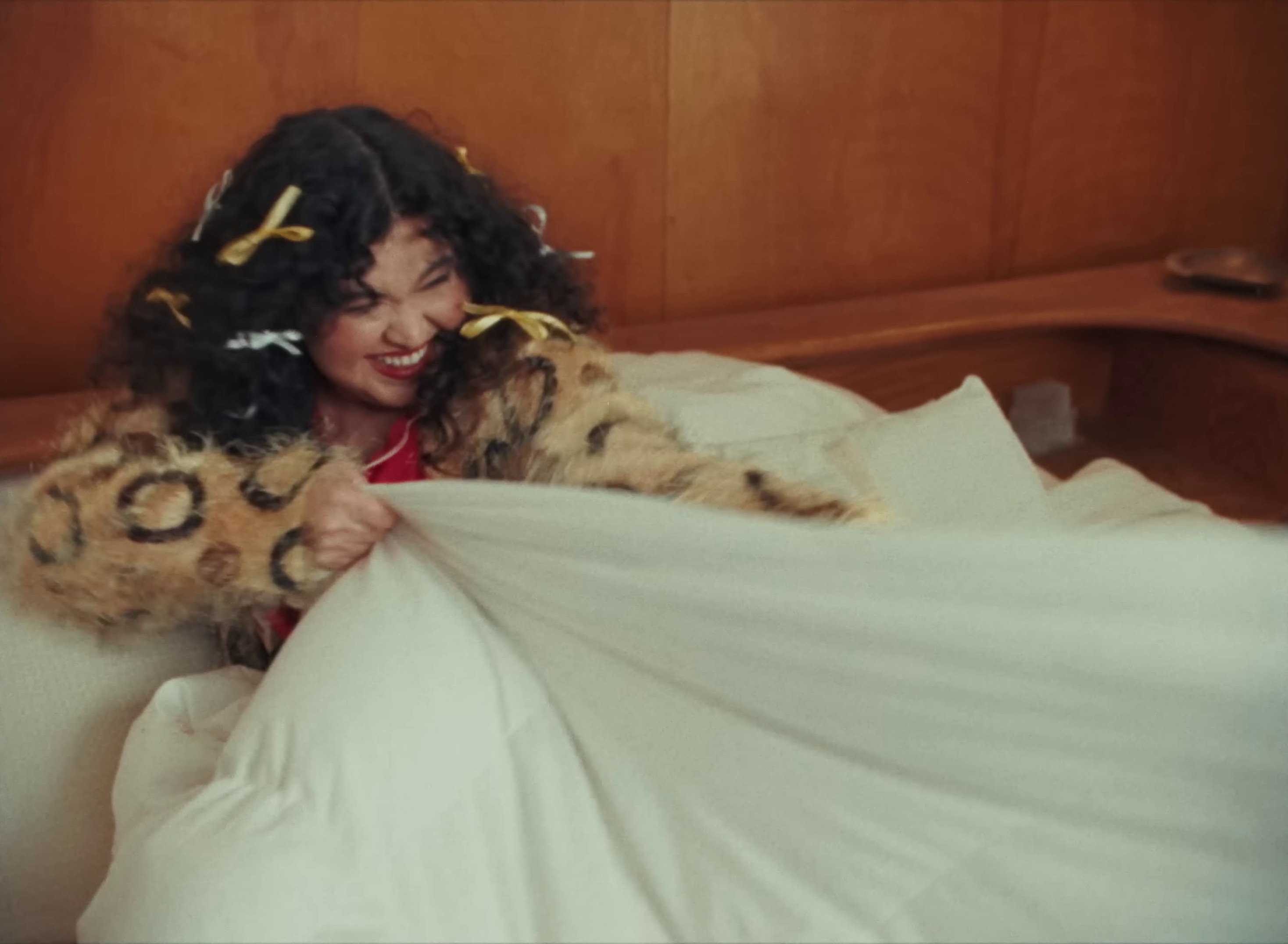 Pyjamas (2023) —  shot,  lighting