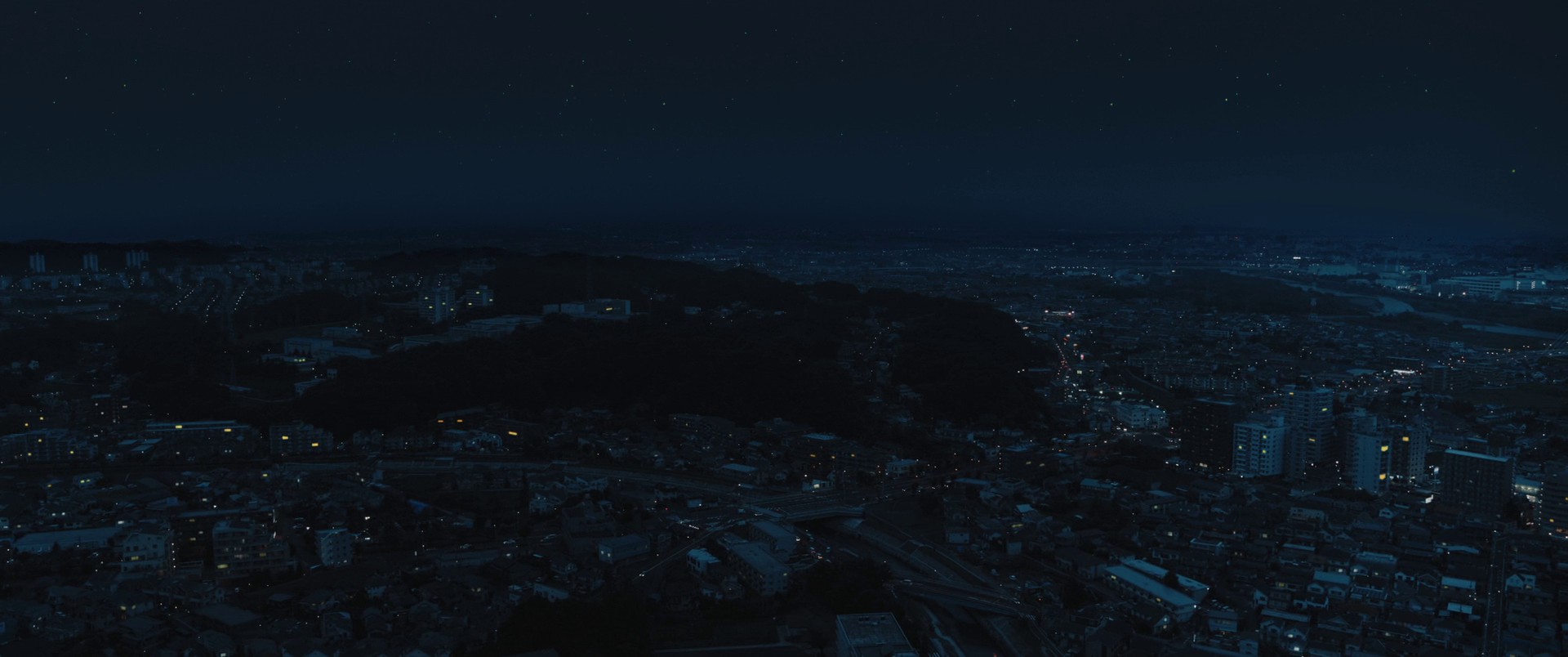 The Brightest Roof in the Universe (2020) —  shot,  lighting