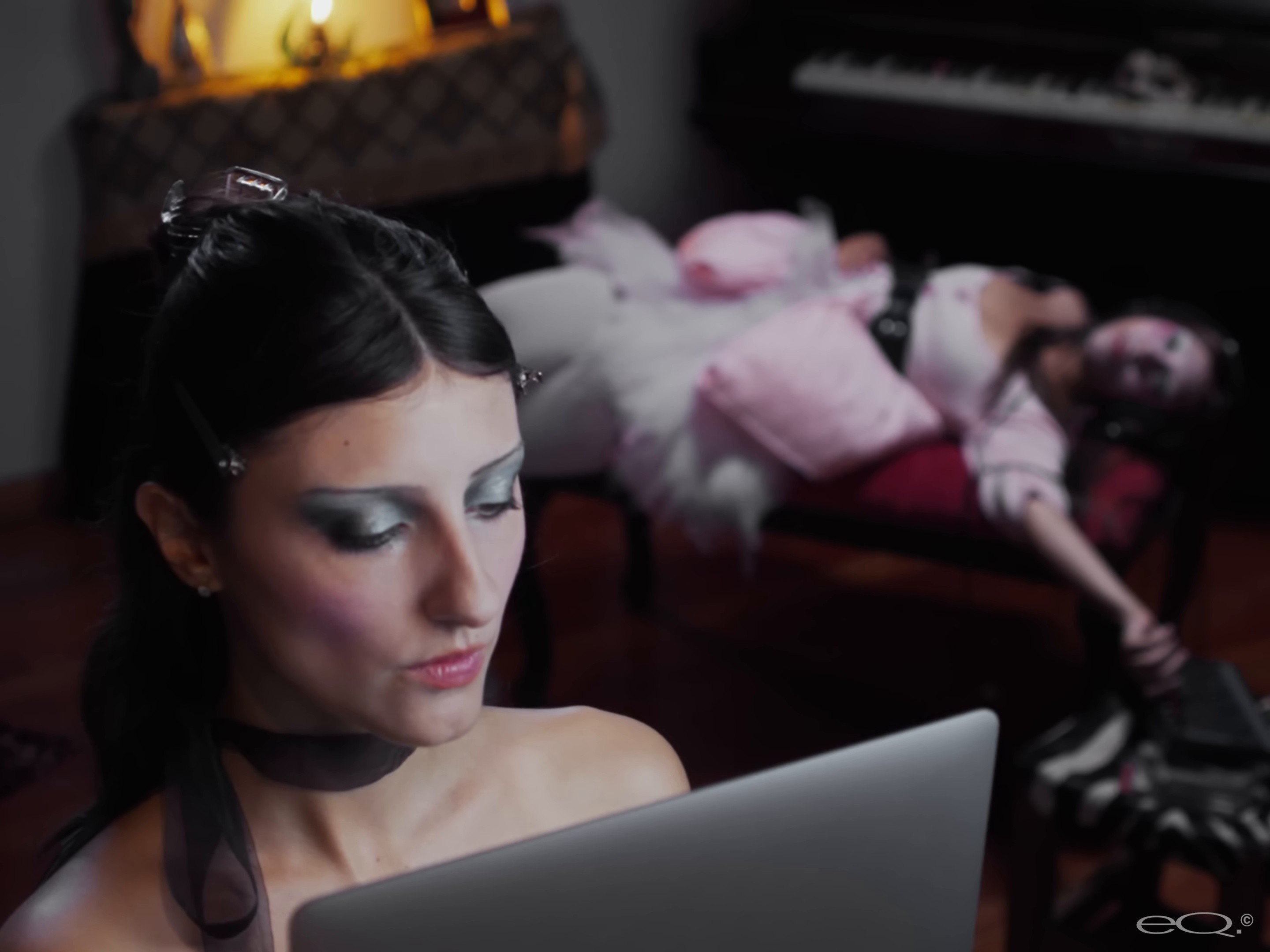 B.S.A.S. (Si Alguna Vez te Sentís Sola de Noche) (2025) —  shot,  lighting