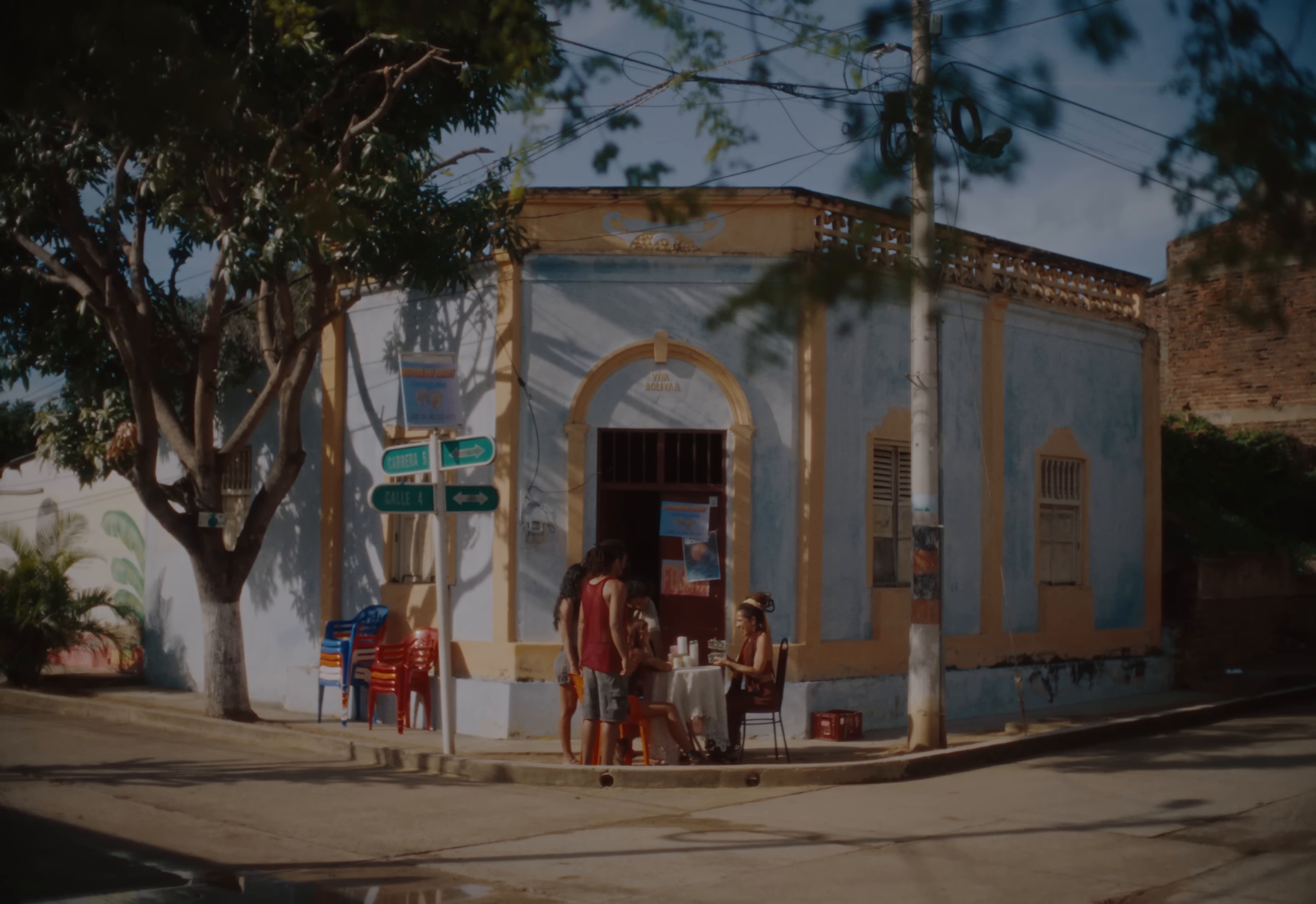 Fogata (Leo) (2025) —  shot,  lighting