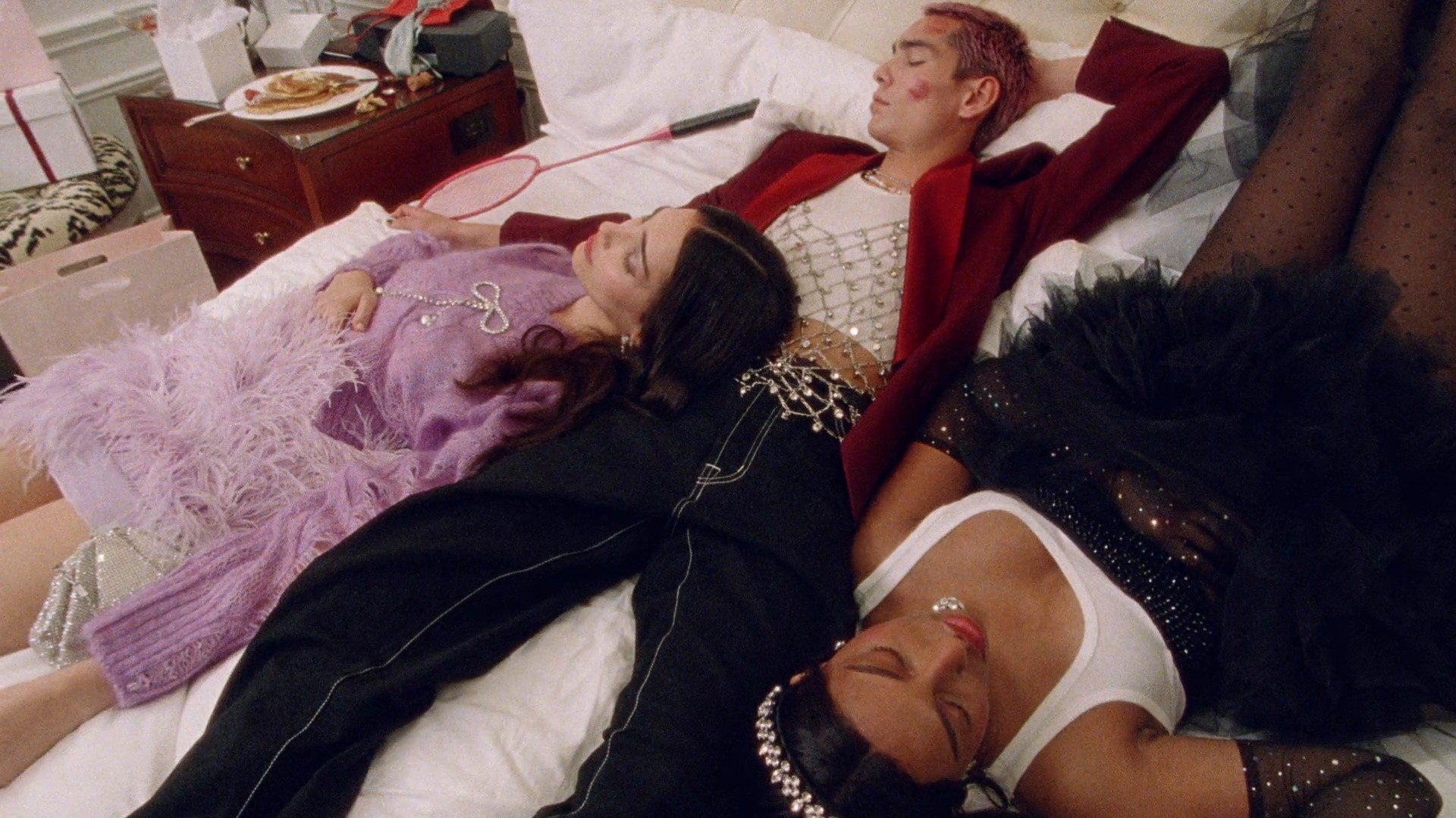 Glossier Holiday 2021 (2021) —  shot,  lighting