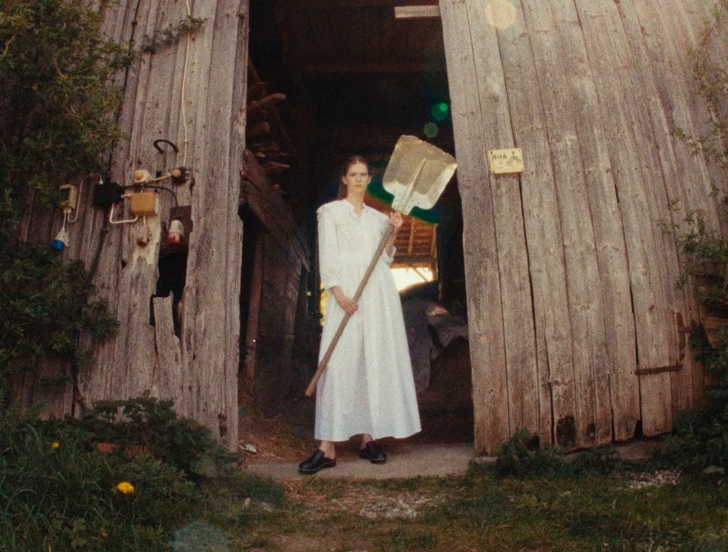 VOGUE - SONNENDORF (2021) —  shot,  lighting