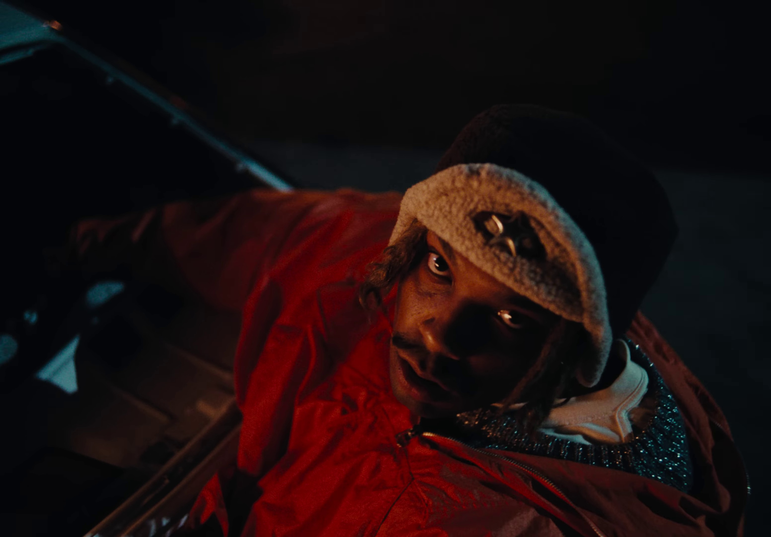 THREE HEADS (2022) —  shot,  lighting