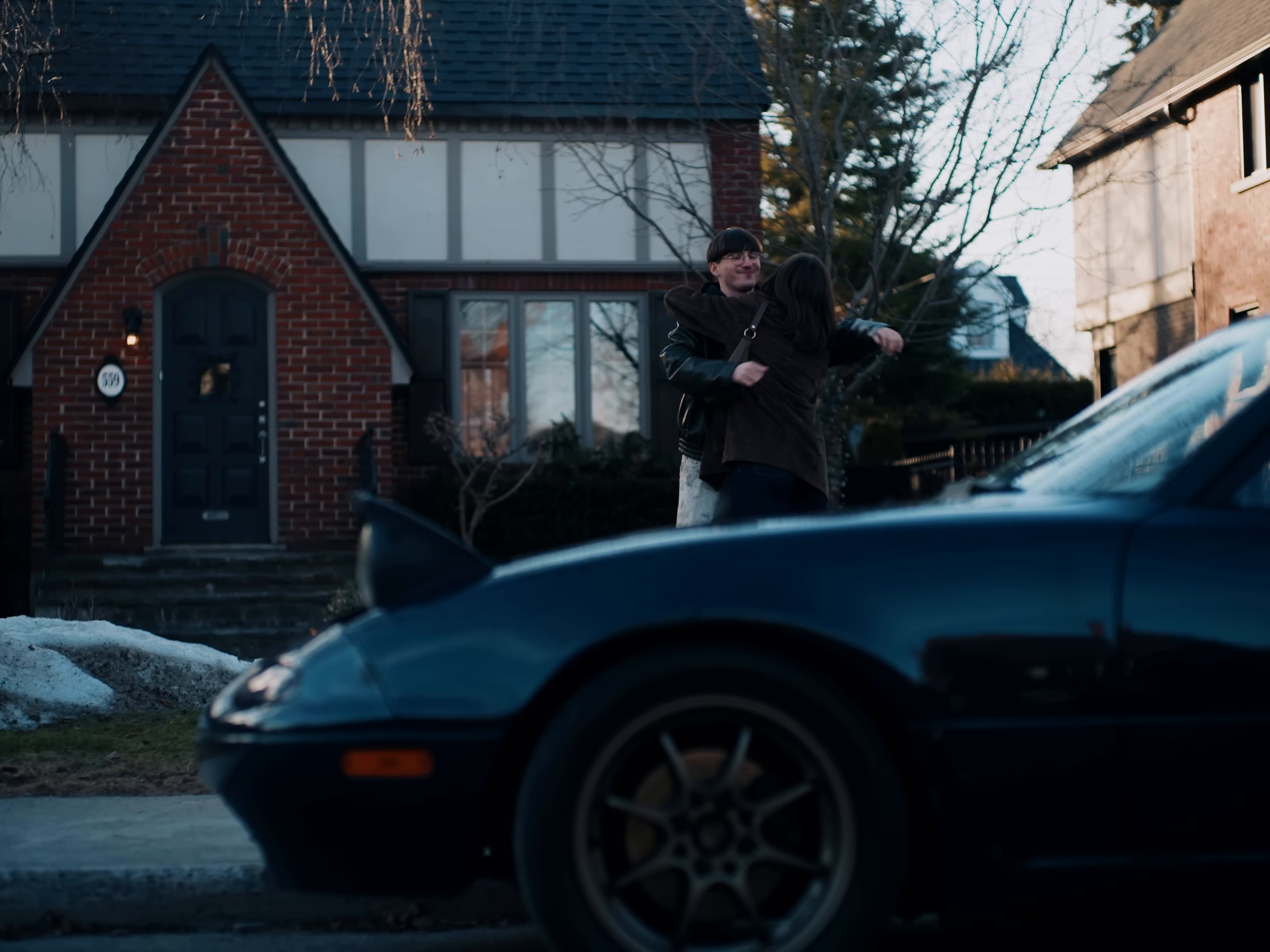 Honnêtement (2025) —  shot,  lighting