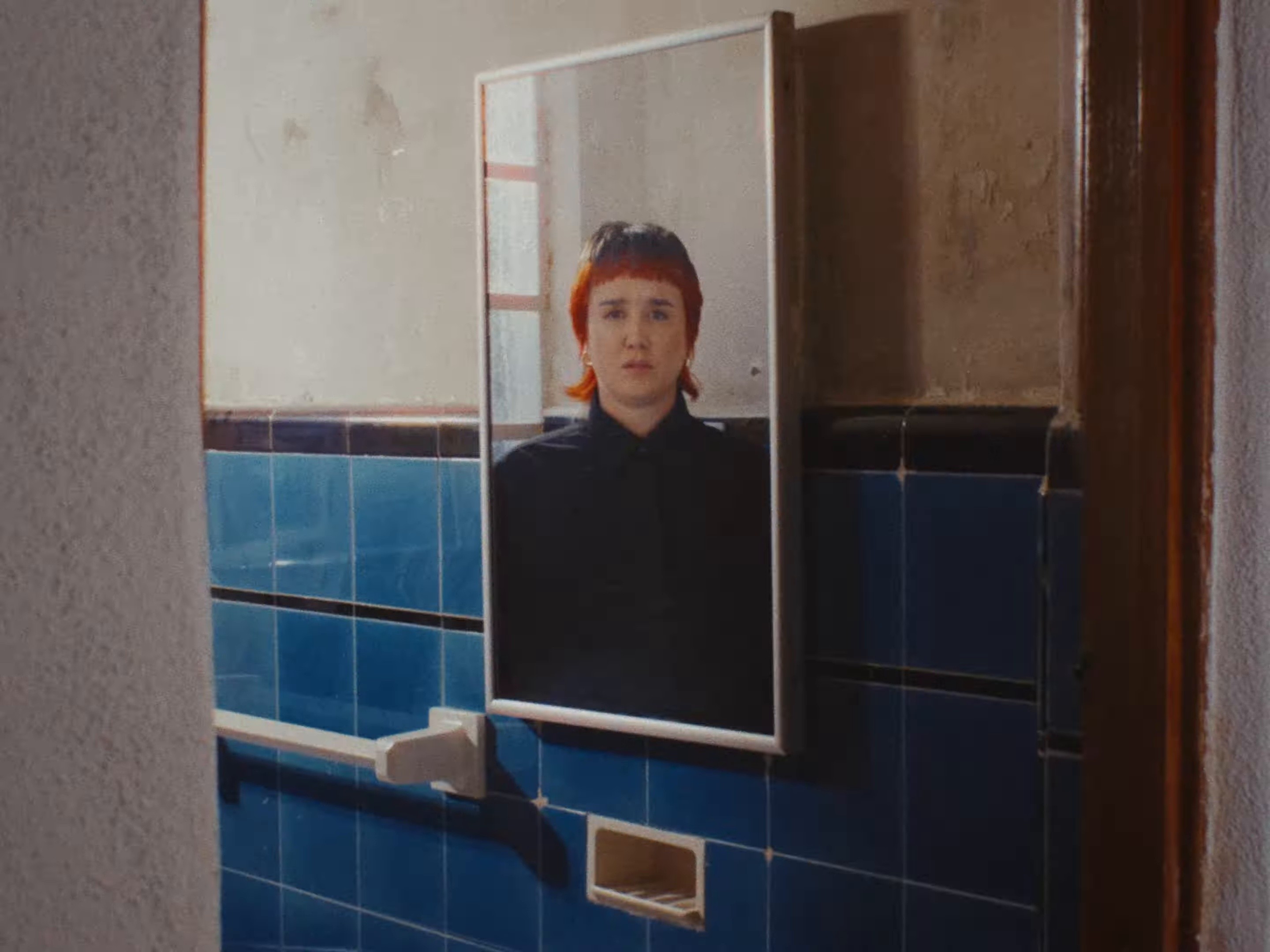 TRANSFORMANDO (2024) —  shot,  lighting