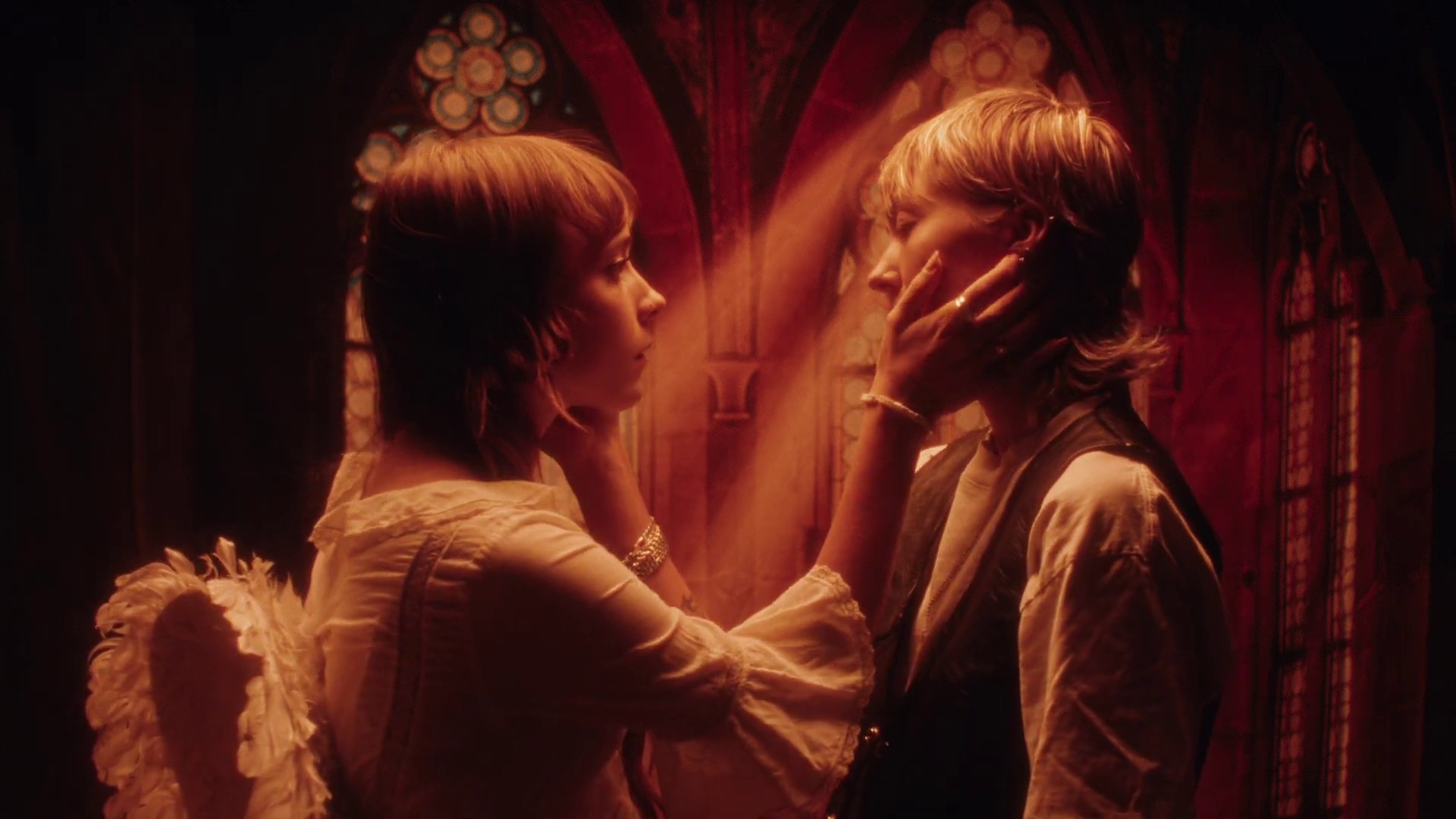 Itch (2022) —  shot,  lighting