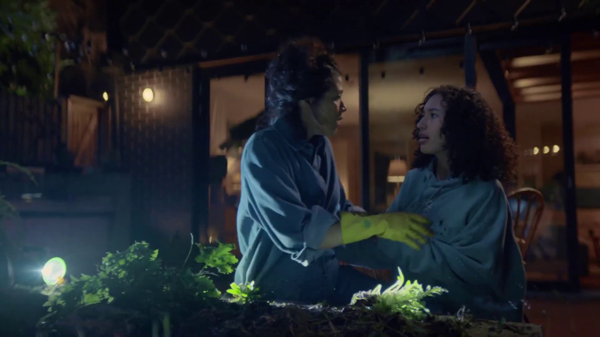 TENA Gemeinsam durch die Wechseljahre - Langversion (2024) —  shot,  lighting