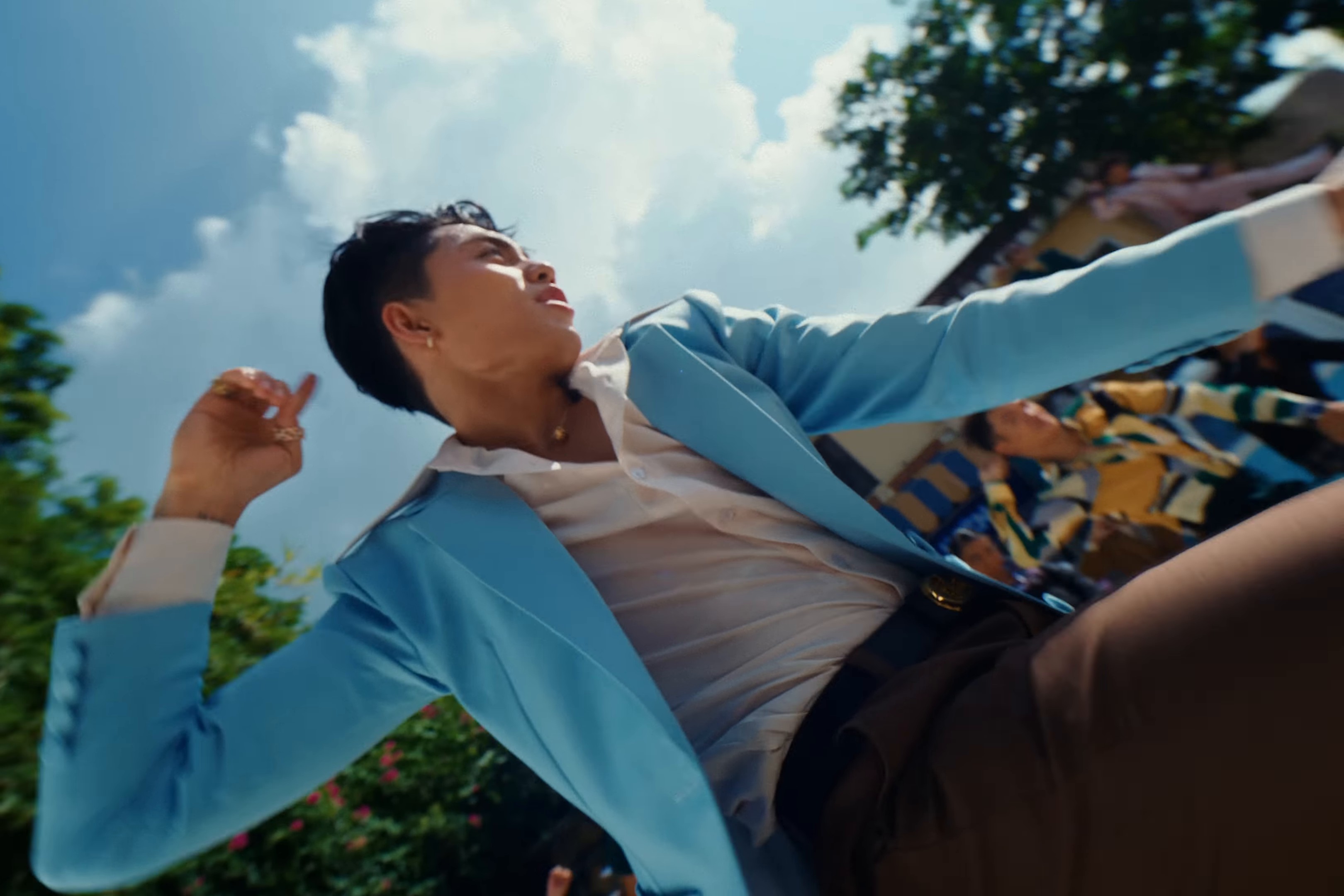 Đi Tìm Tình Yêu (2024) —  shot,  lighting