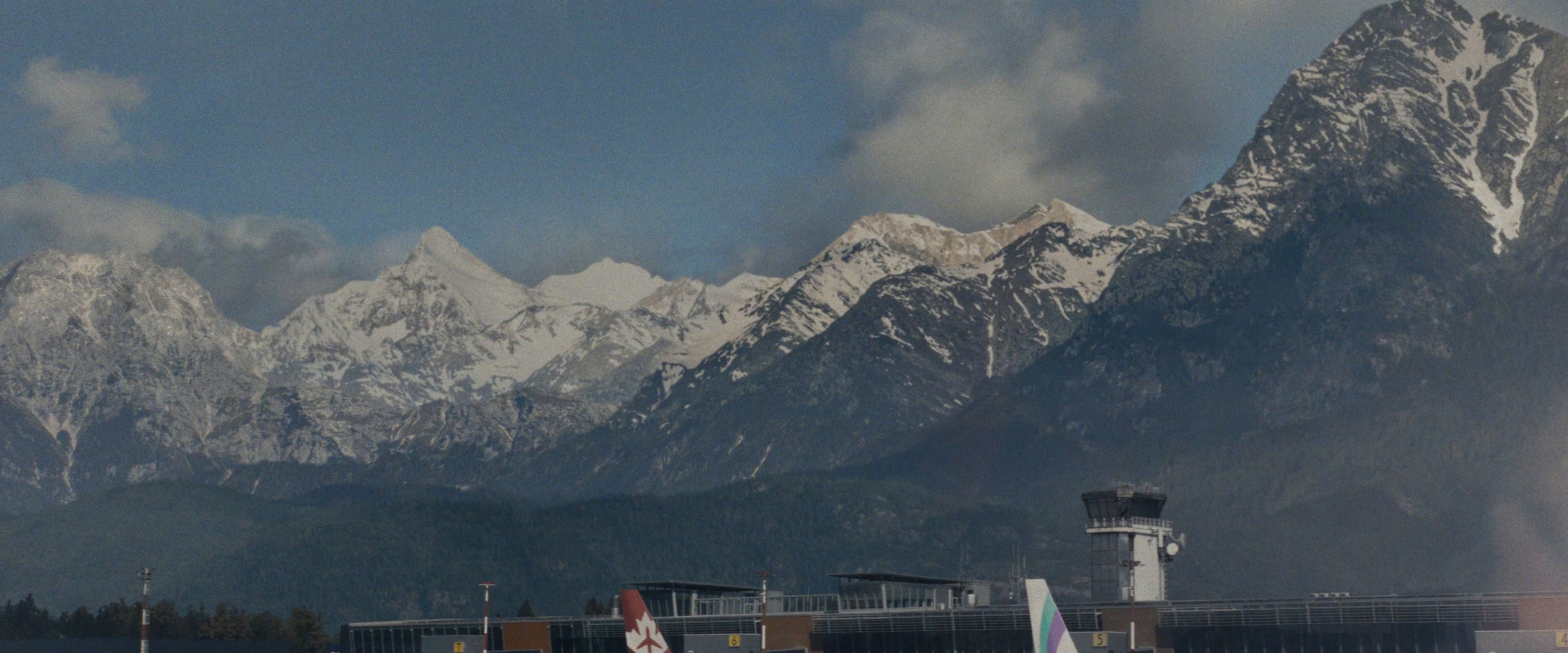 Death of a Unicorn (2025) —  shot,  lighting