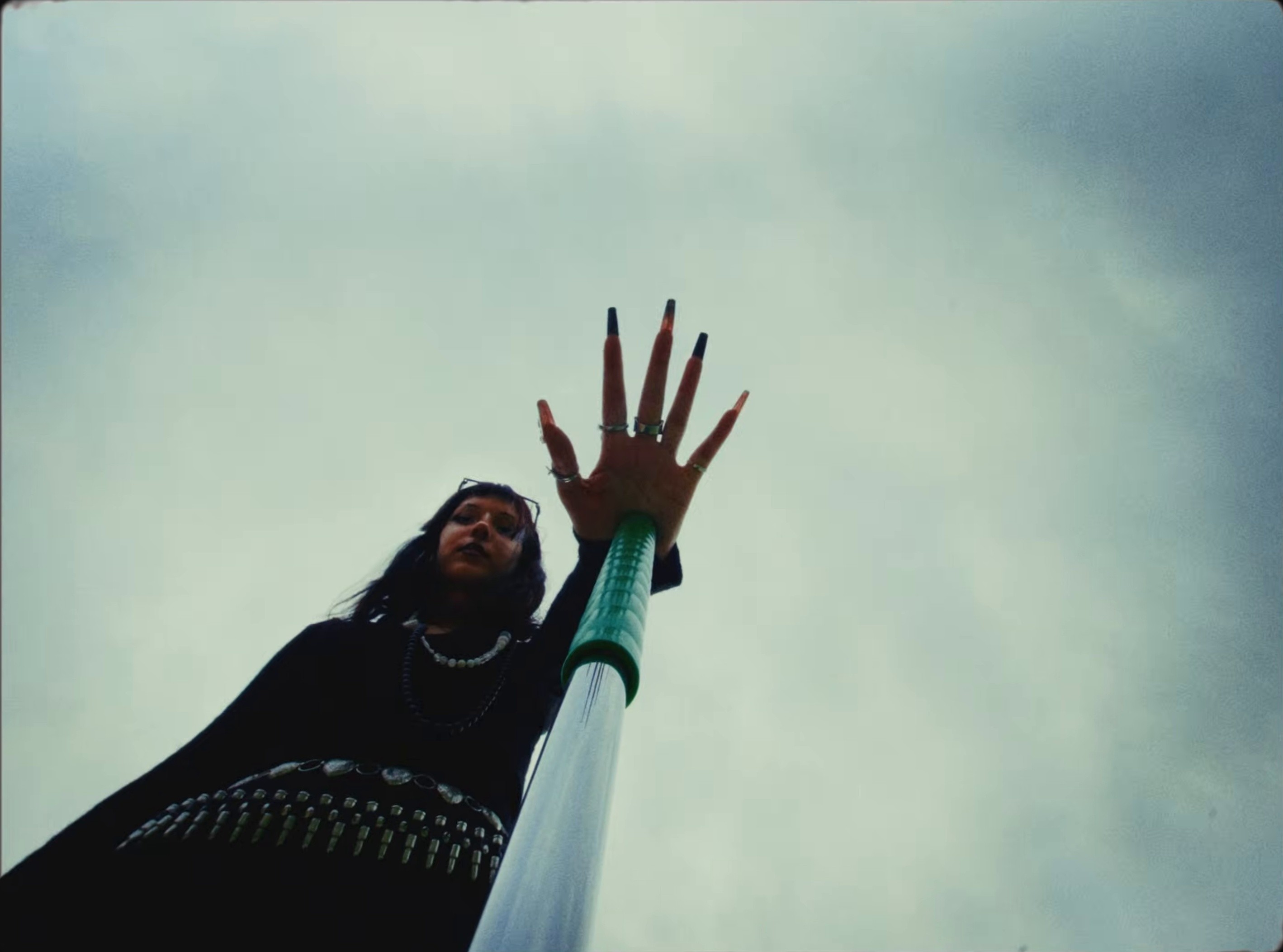 mec toxique (2025) —  shot,  lighting