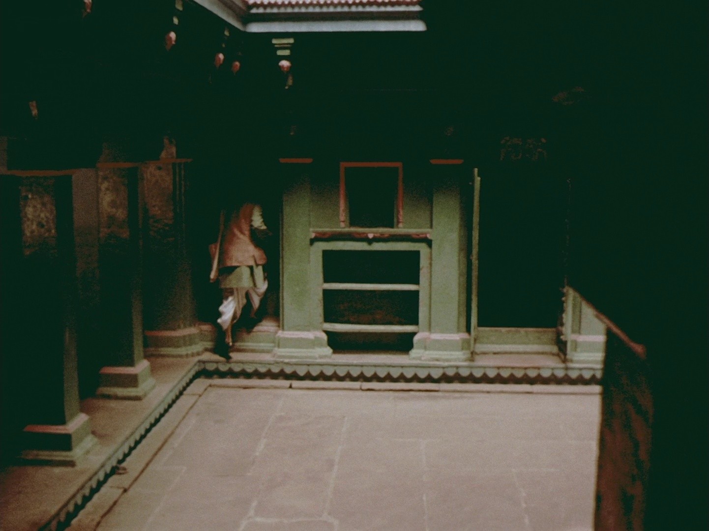 Joi Baba Felunath: The Elephant God (1979) —  shot,  lighting
