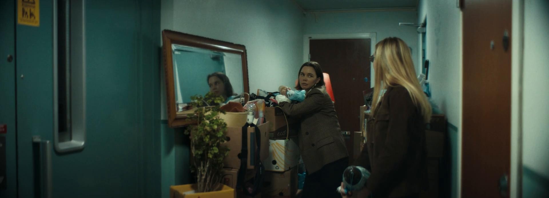 One Minute (2022) —  shot,  lighting