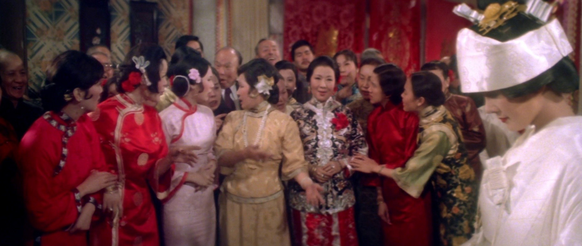 Heroes of the East (1978) —  shot,  lighting