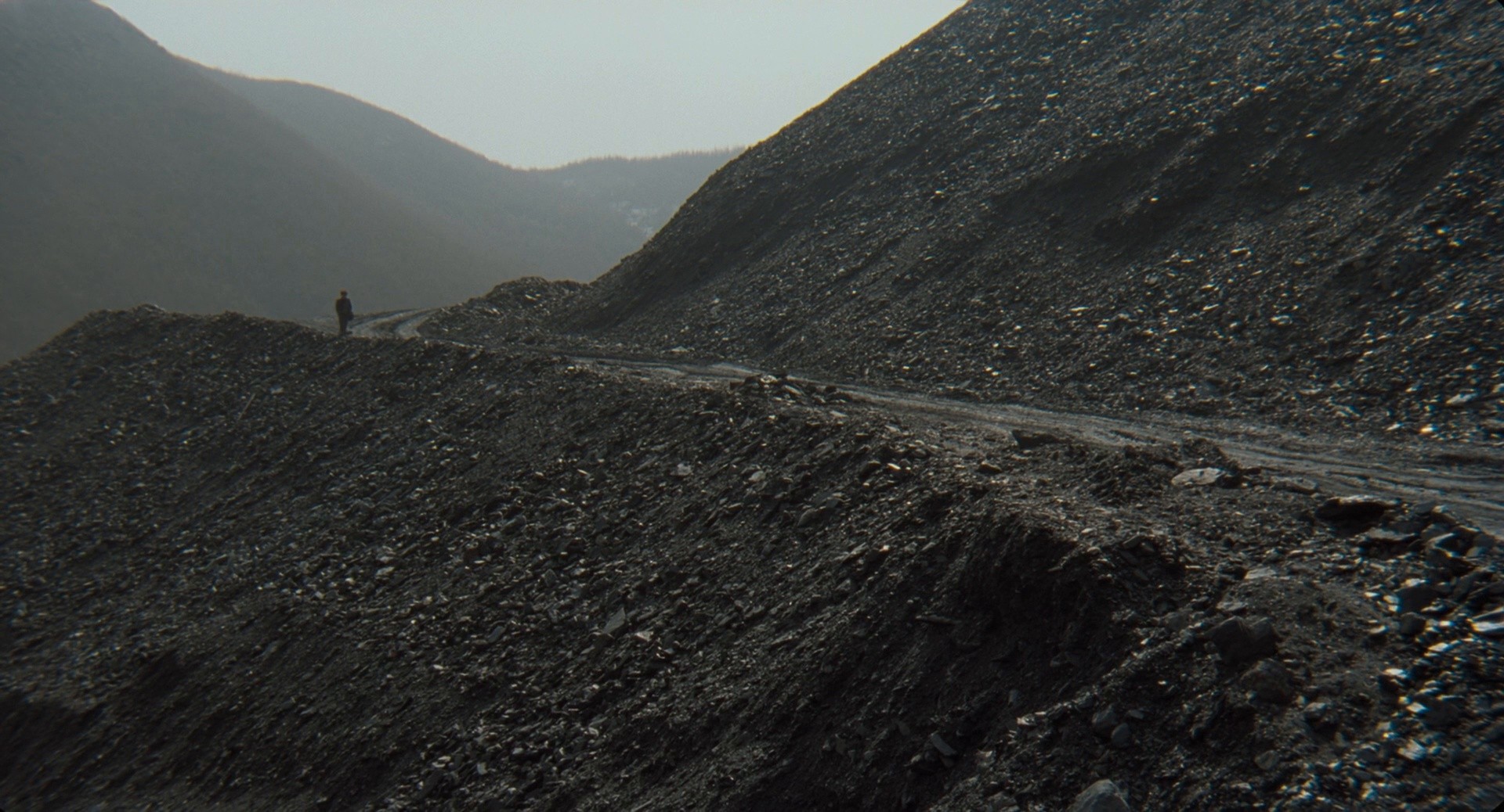 Black Republic (1990) —  shot,  lighting