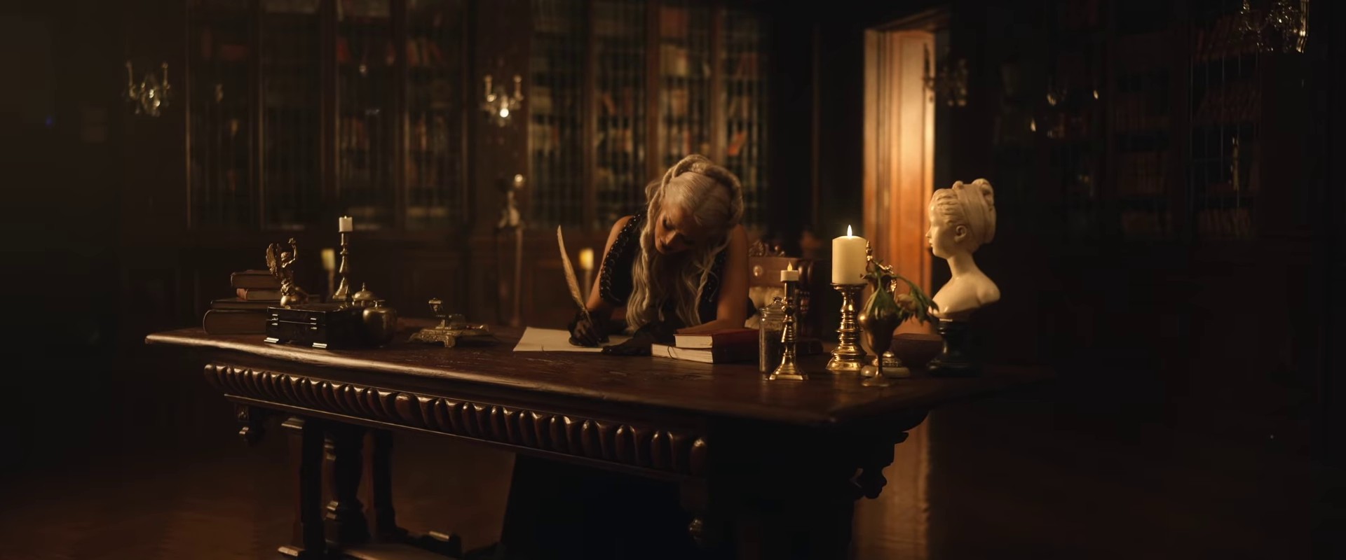 WAIT FOR U (2022) —  shot,  lighting