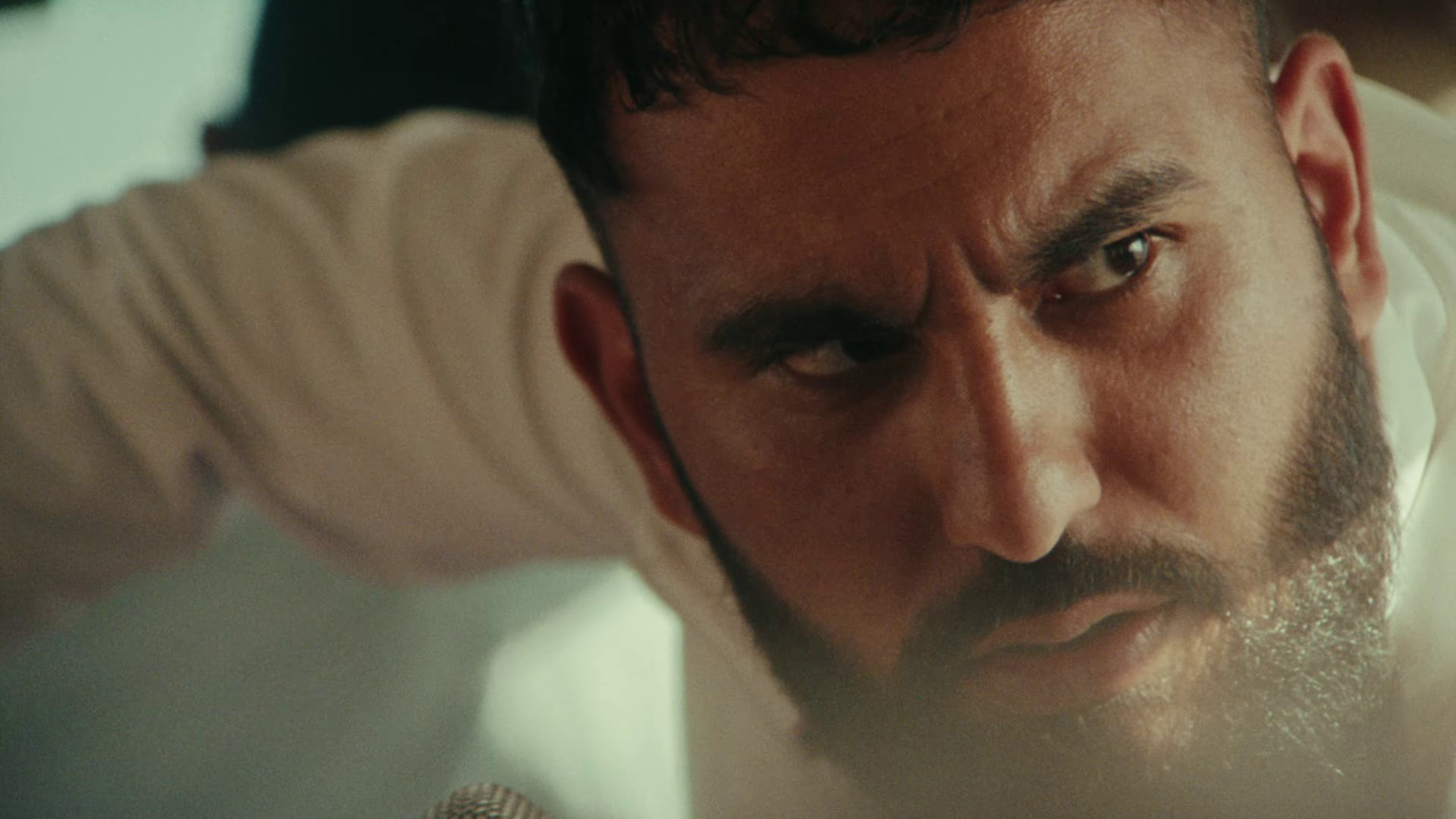 Zo (2023) —  shot,  lighting