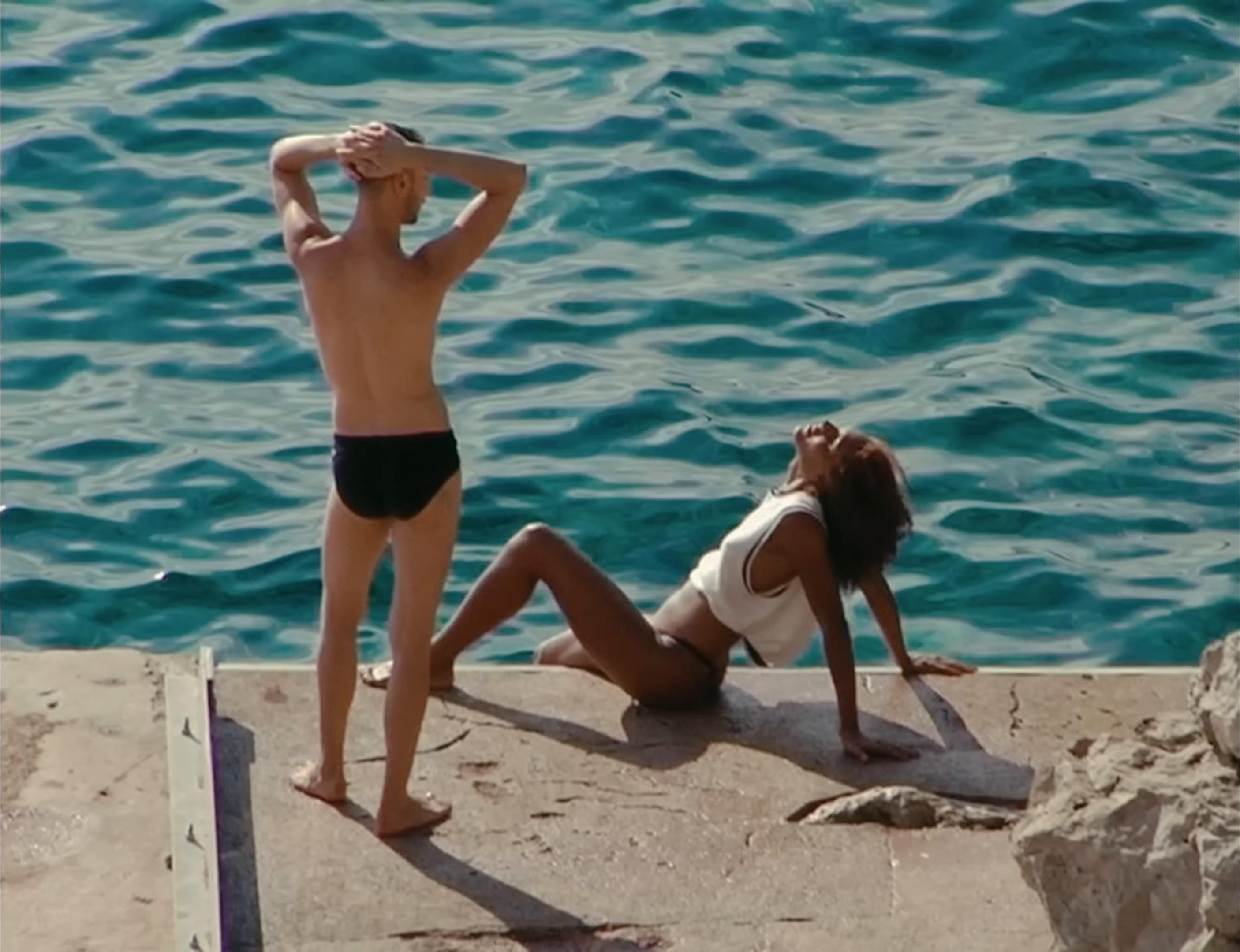 Parfum Orange (2024) —  shot,  lighting