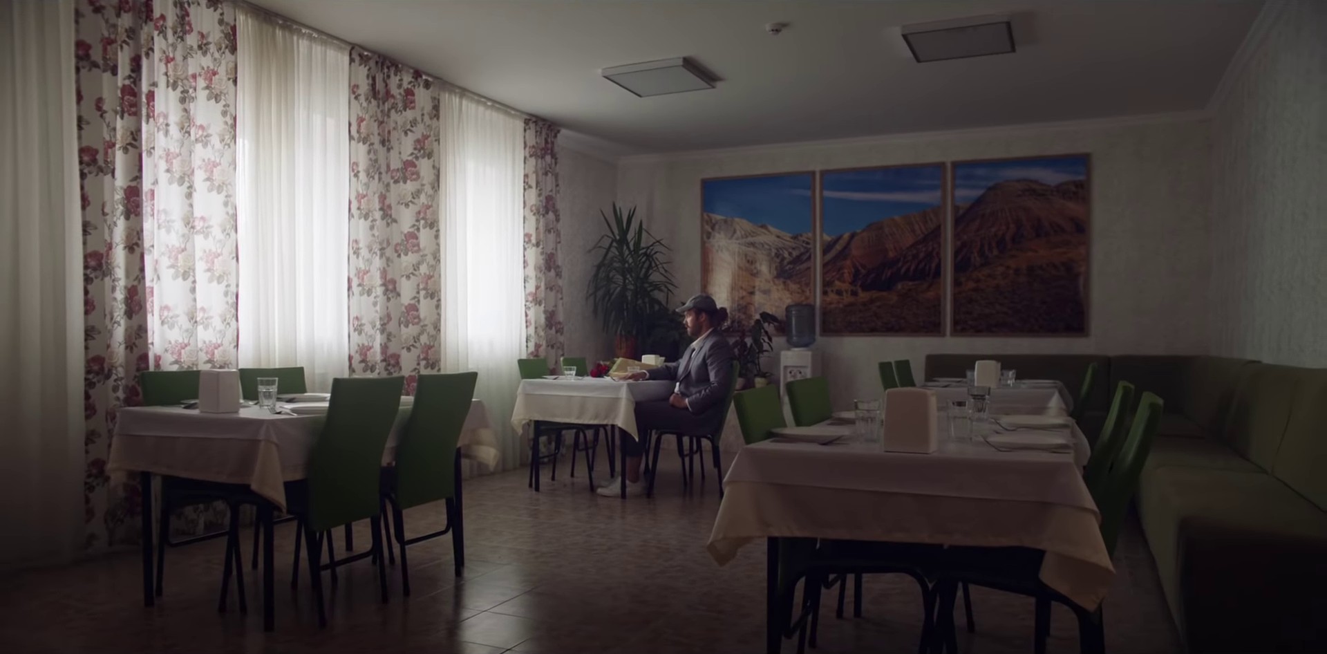 Britney (2018) —  shot,  lighting