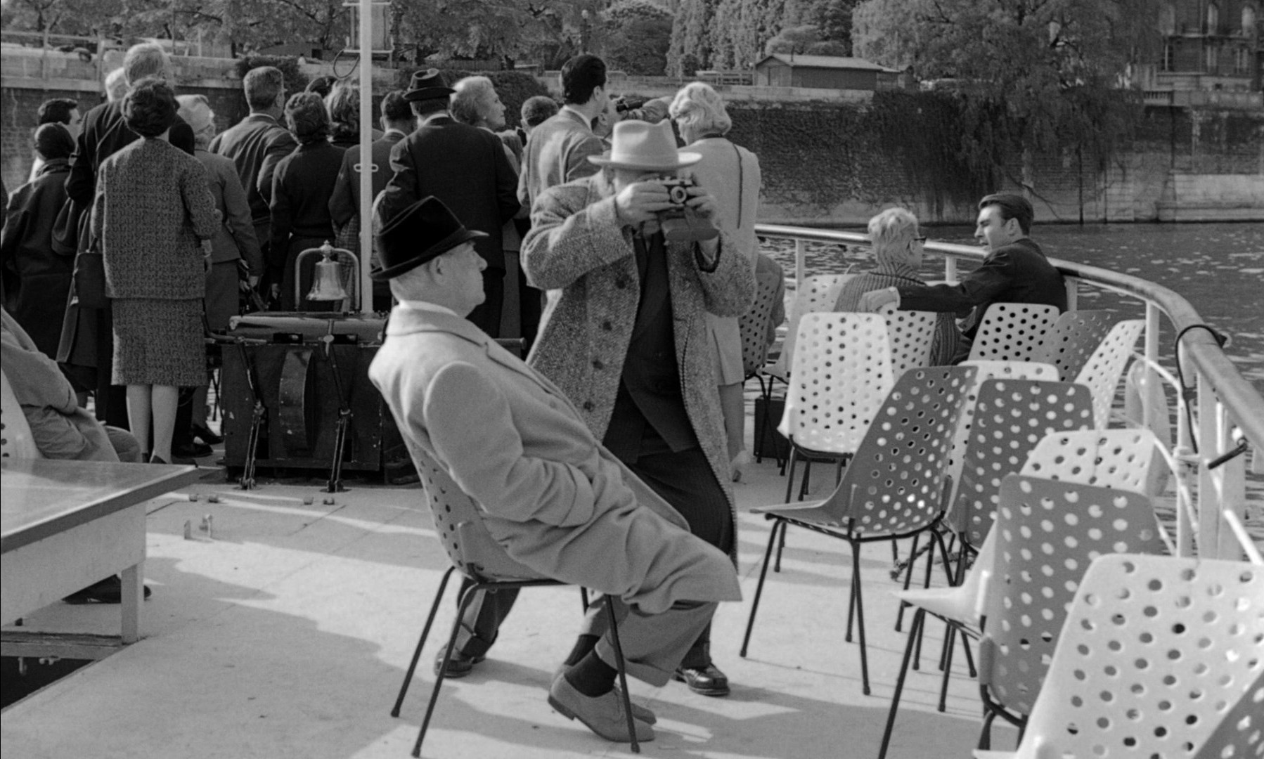 The Counterfeiters of Paris (1961) —  shot,  lighting