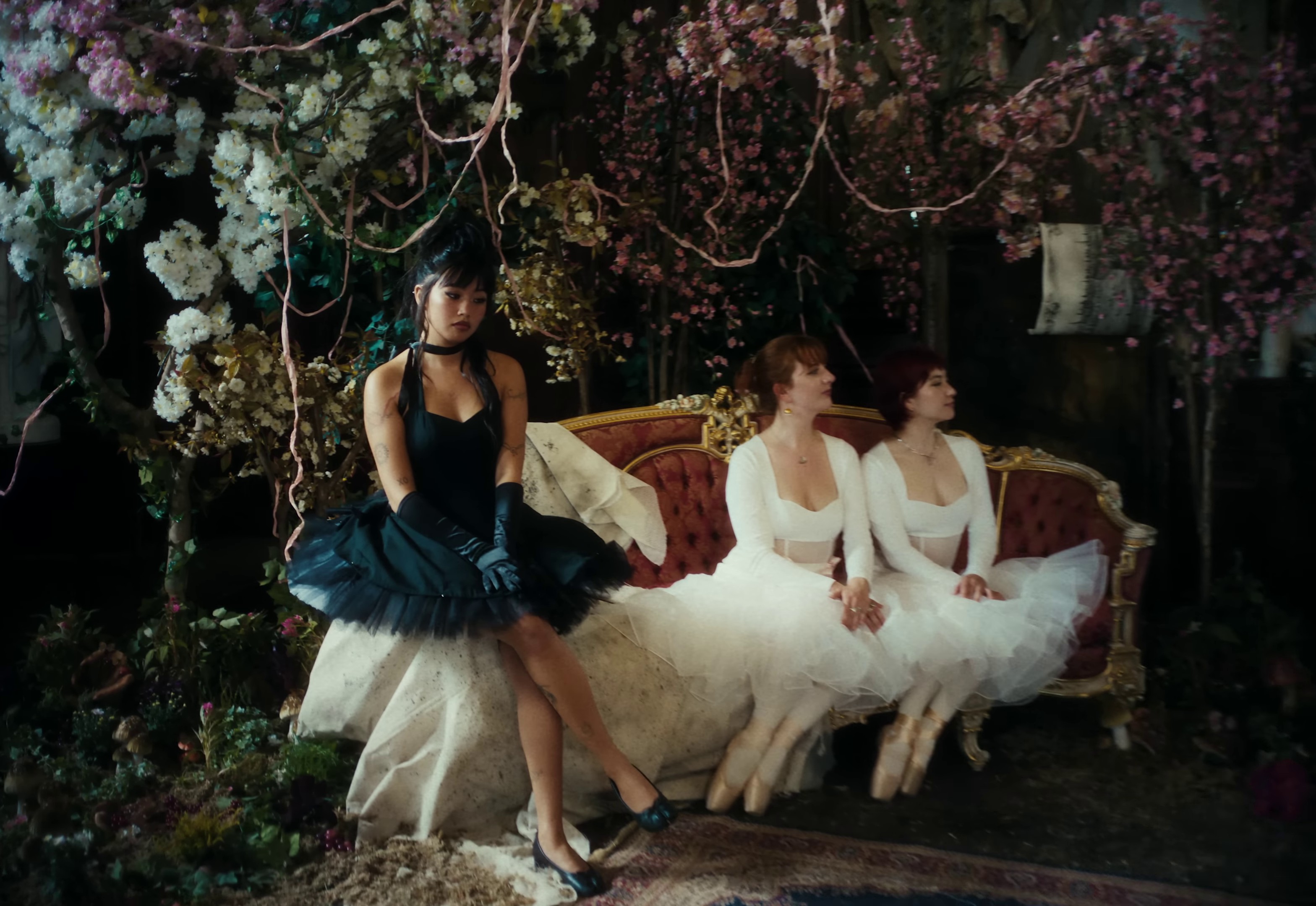 The way things go (2023) —  shot,  lighting