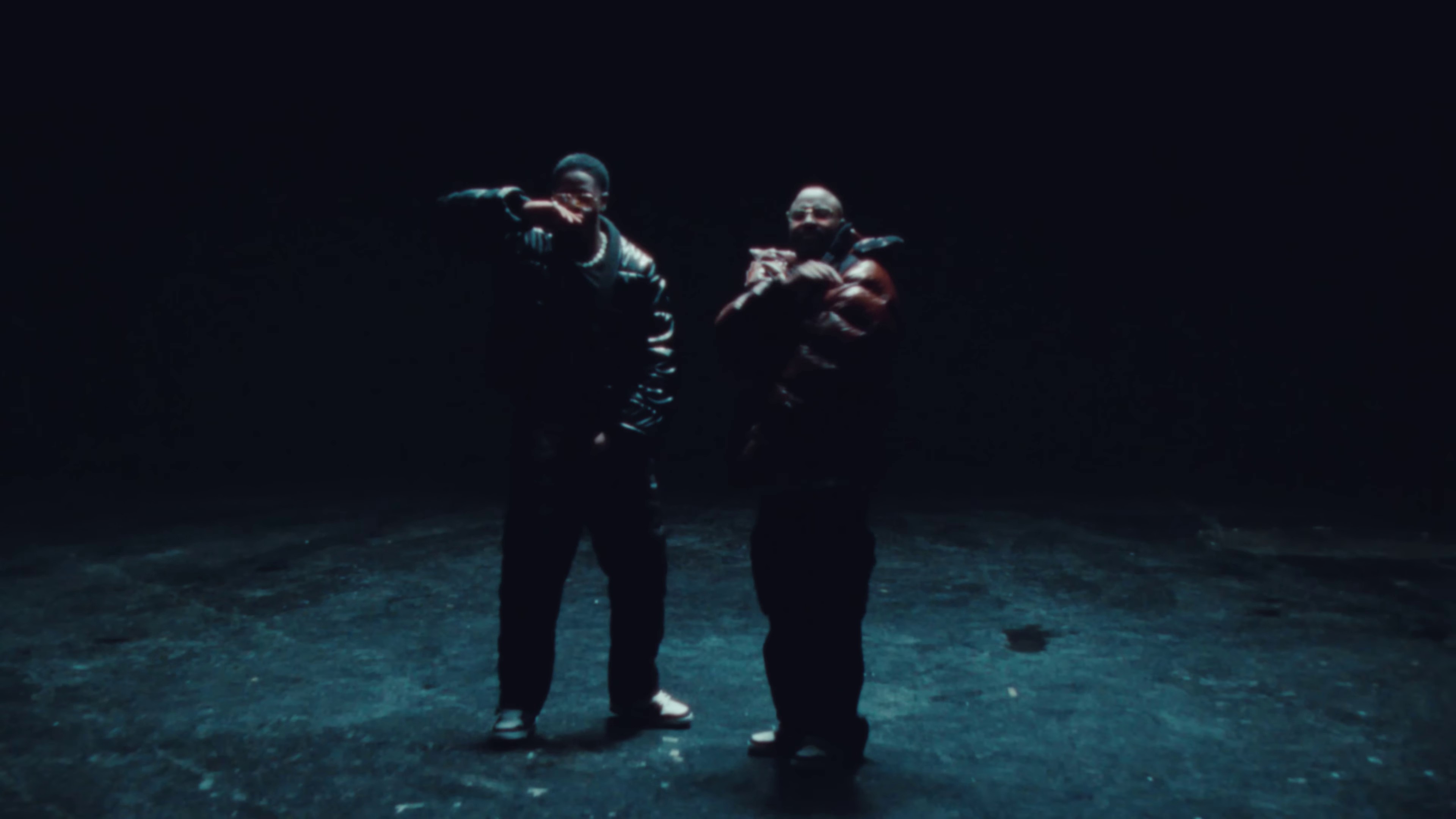 Non Non (2022) —  shot,  lighting