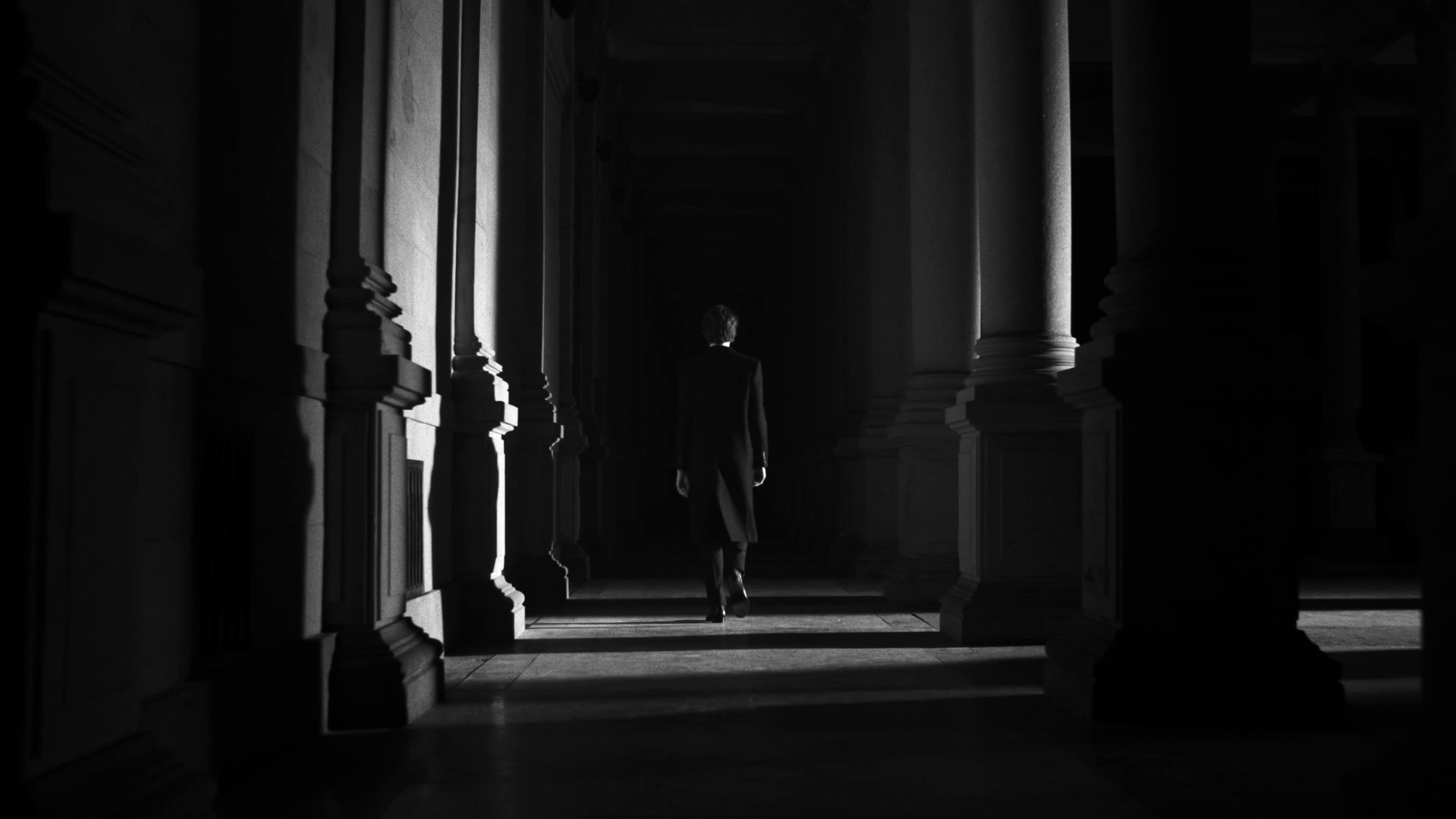 YSL - L'Homme, La Nuit de L'Homme (2023) —  shot,  lighting