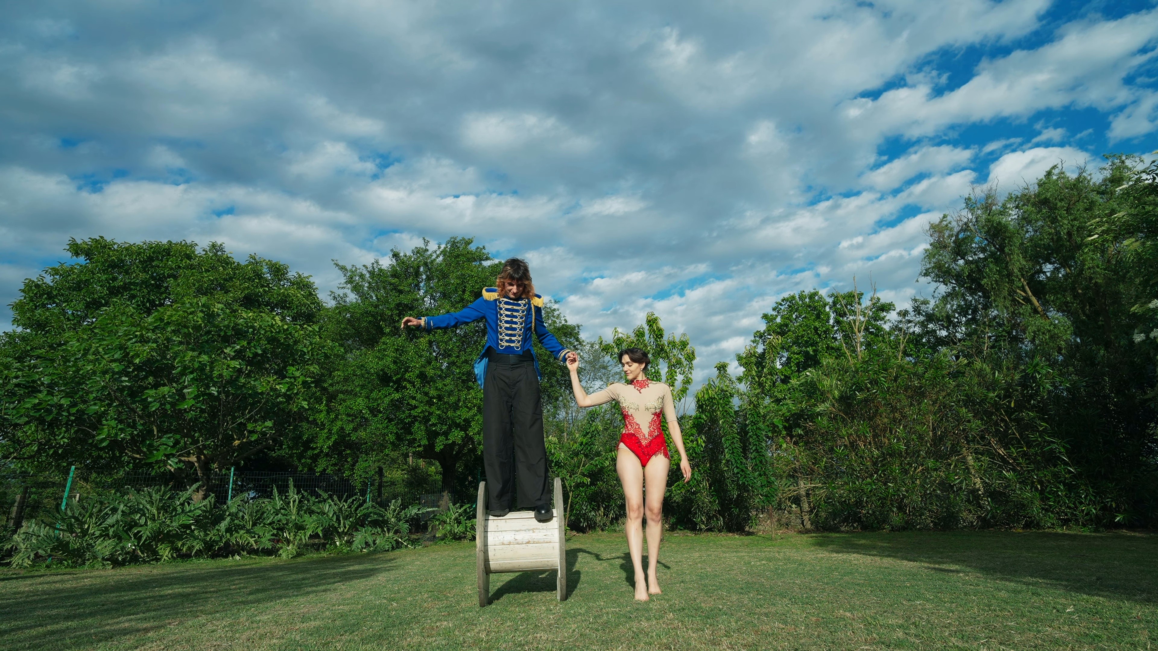 portami a ballare in primavera (2025) —  shot,  lighting