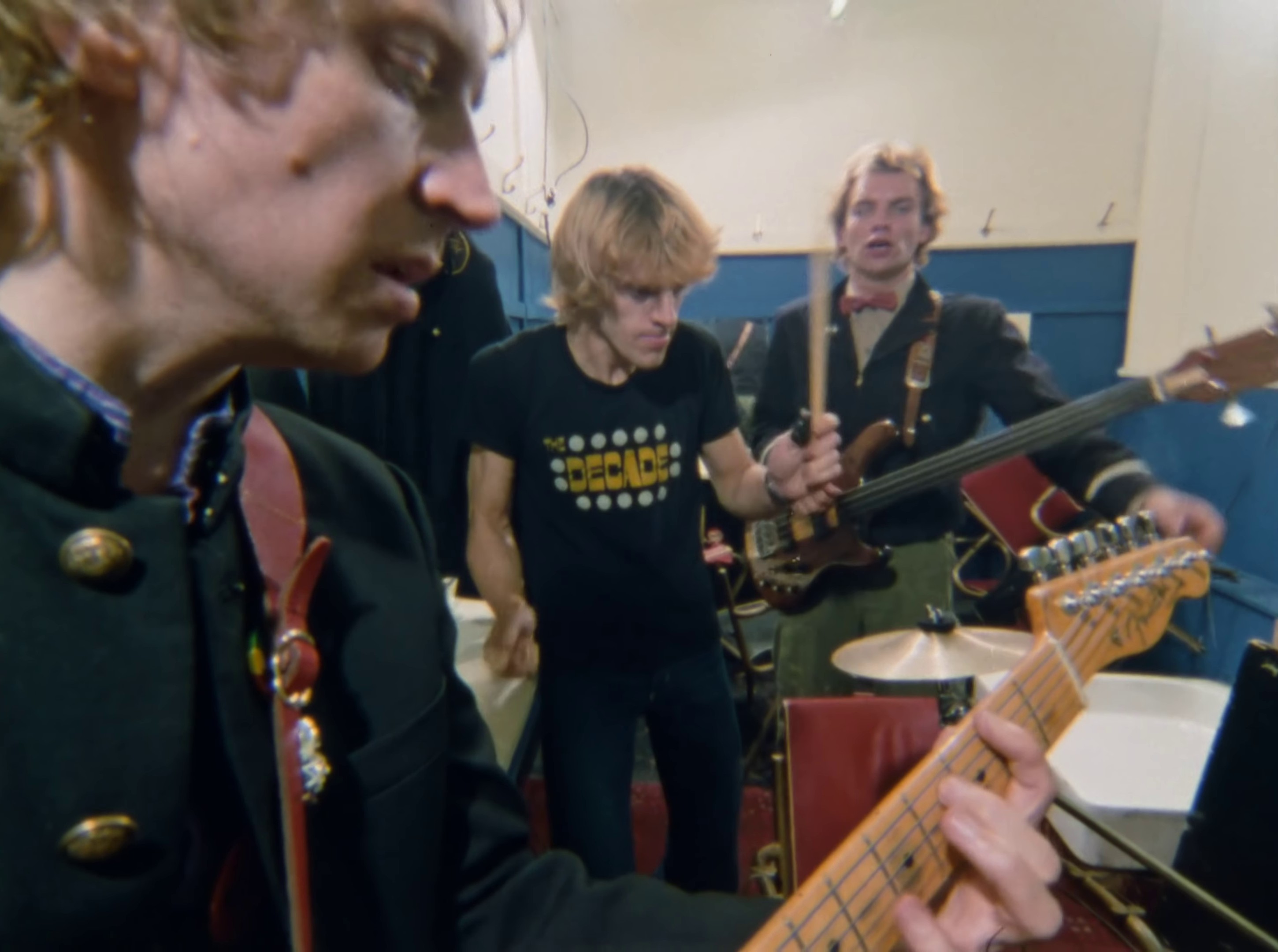 Message In A Bottle (1992) —  shot,  lighting