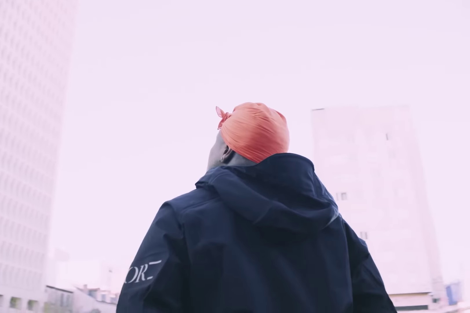 Breathe  (2022) —  shot,  lighting