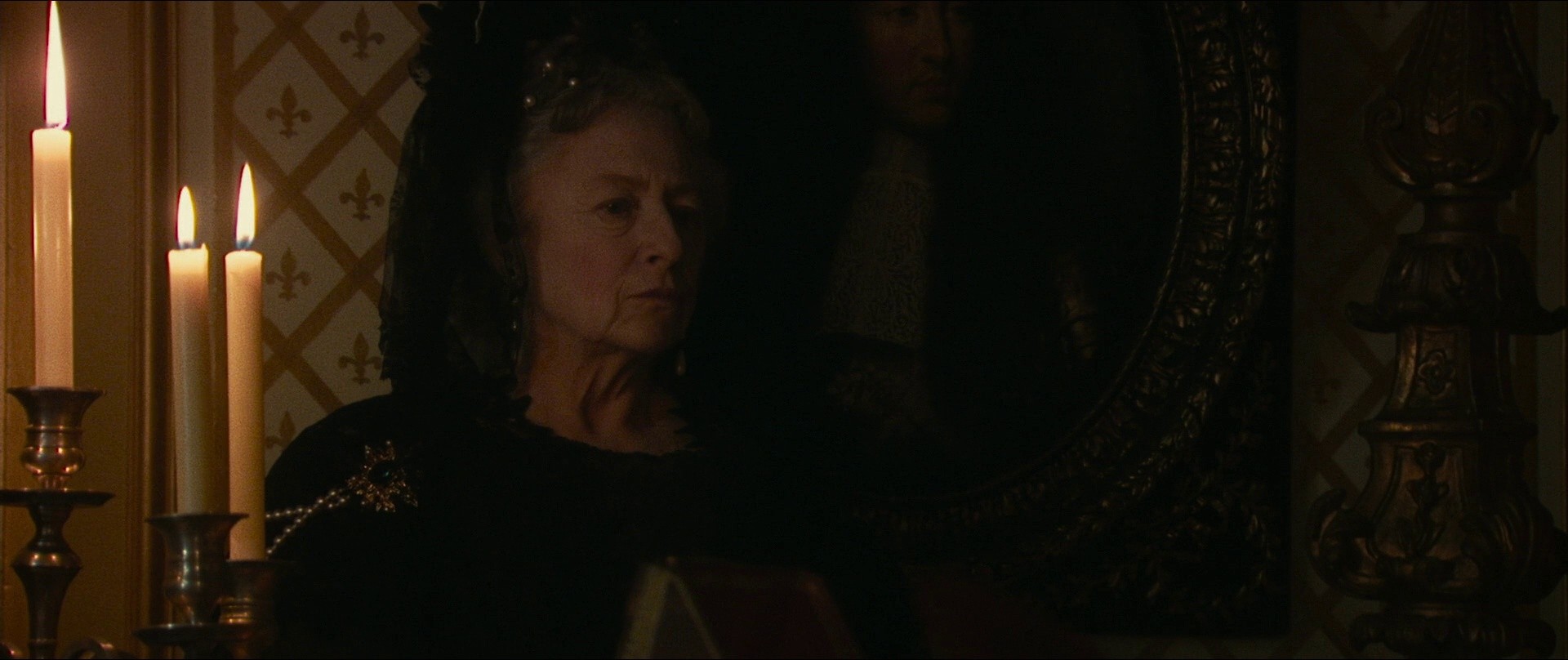 The Death of Louis XIV (2016) —  shot,  lighting