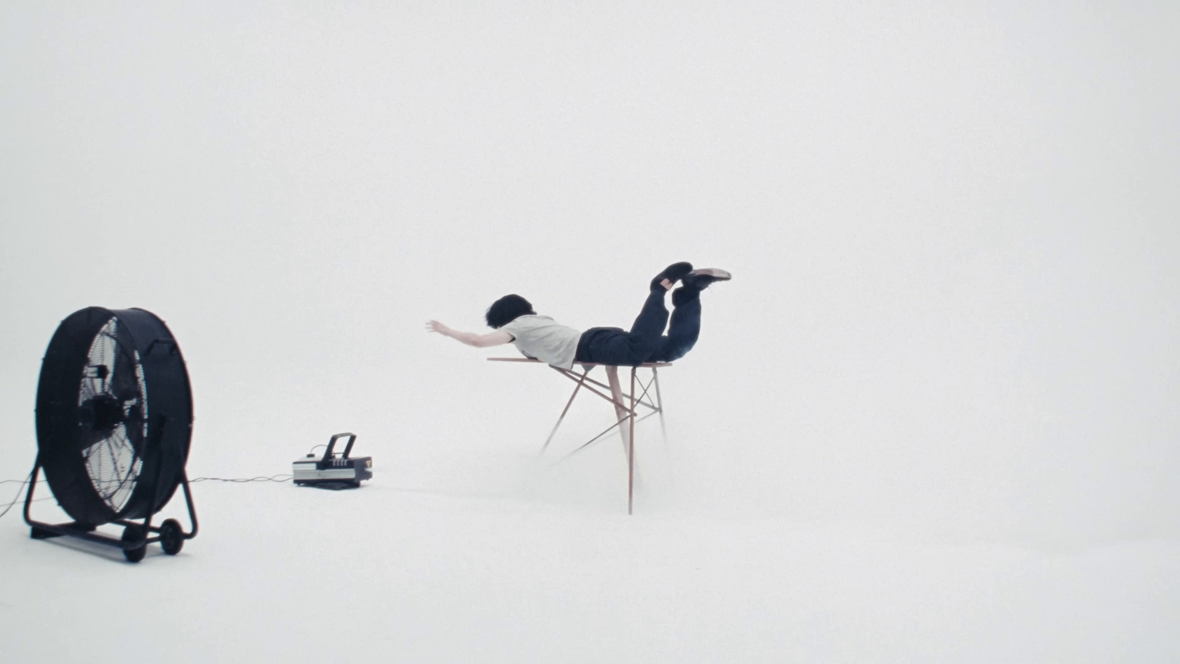 Out of my mind (2025) —  shot,  lighting