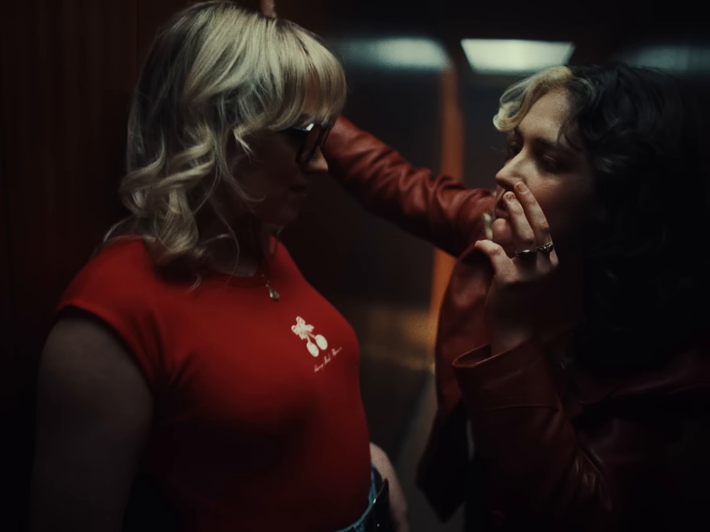 Picture Parlour - Who’s There To Love Without You? (2025) —  shot,  lighting