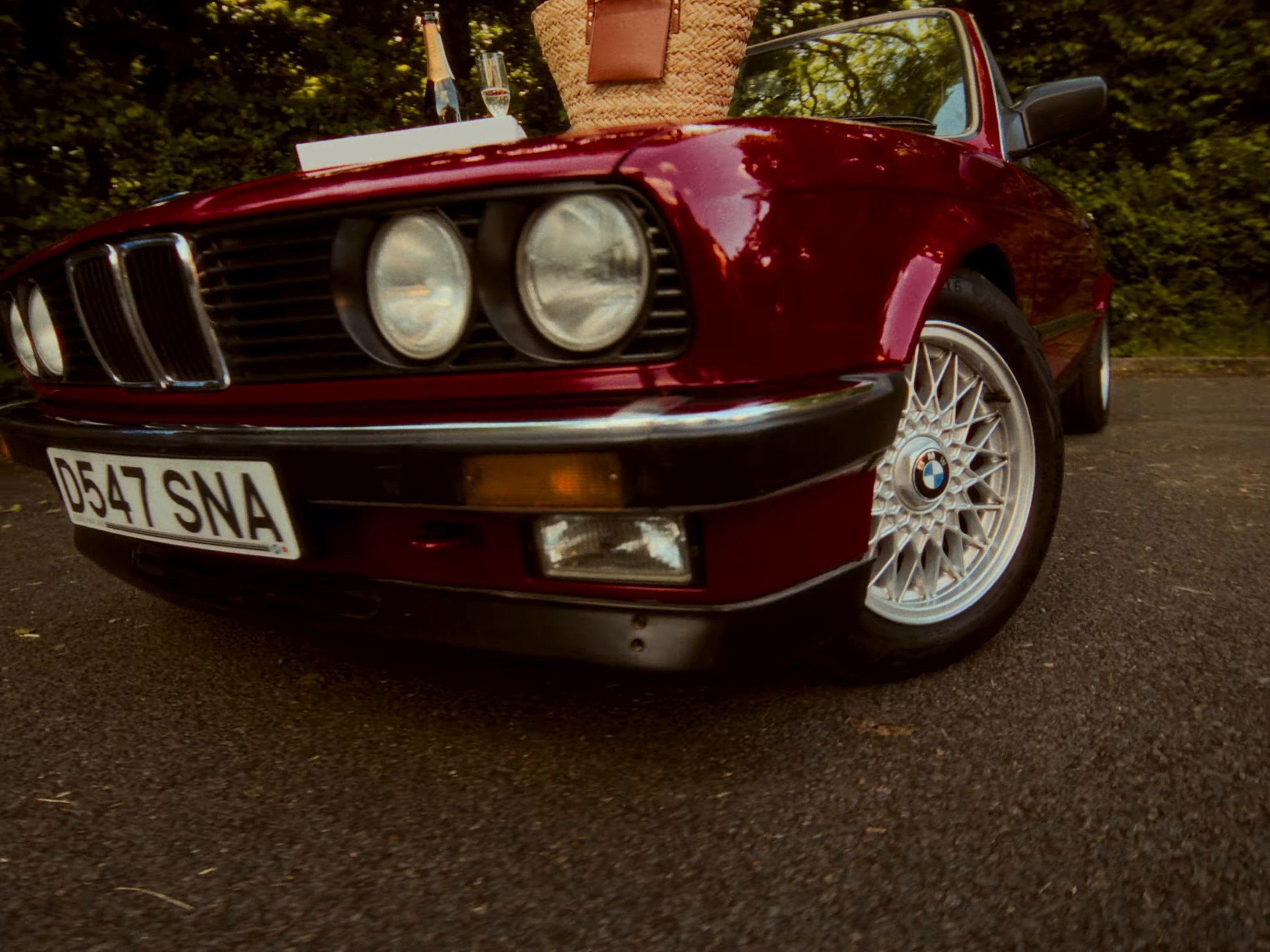 CASH LEGALE (2024) —  shot,  lighting