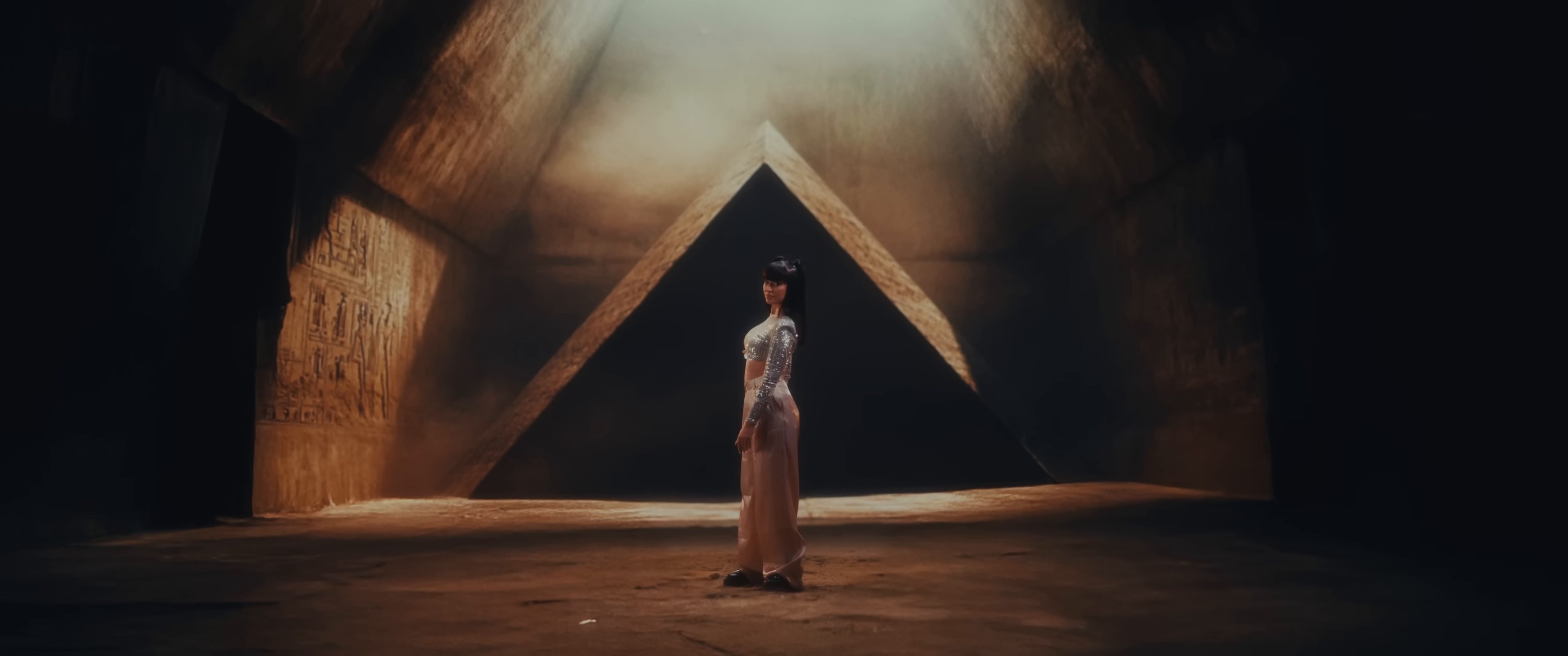 Bine Rau (2024) —  shot,  lighting