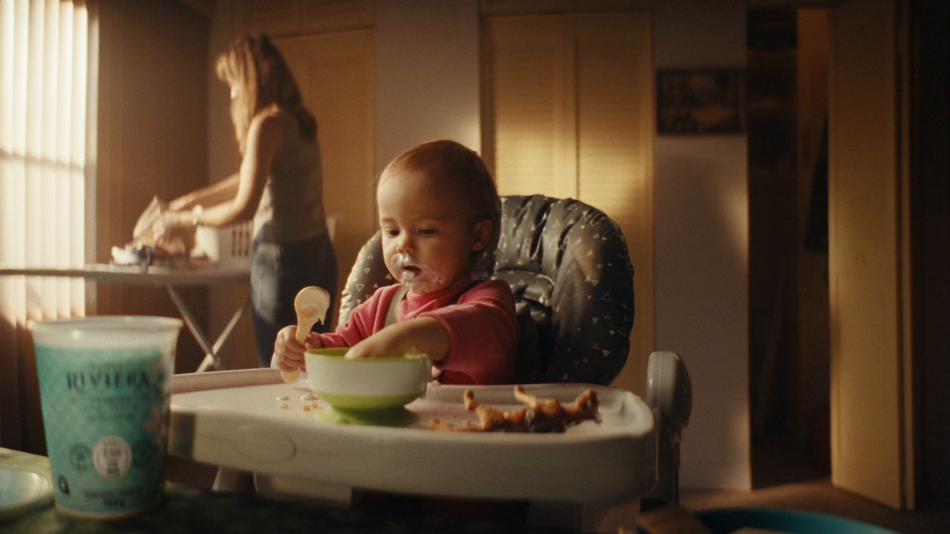 Aliments du Québec - Bye bye 2023 (2024) —  shot,  lighting