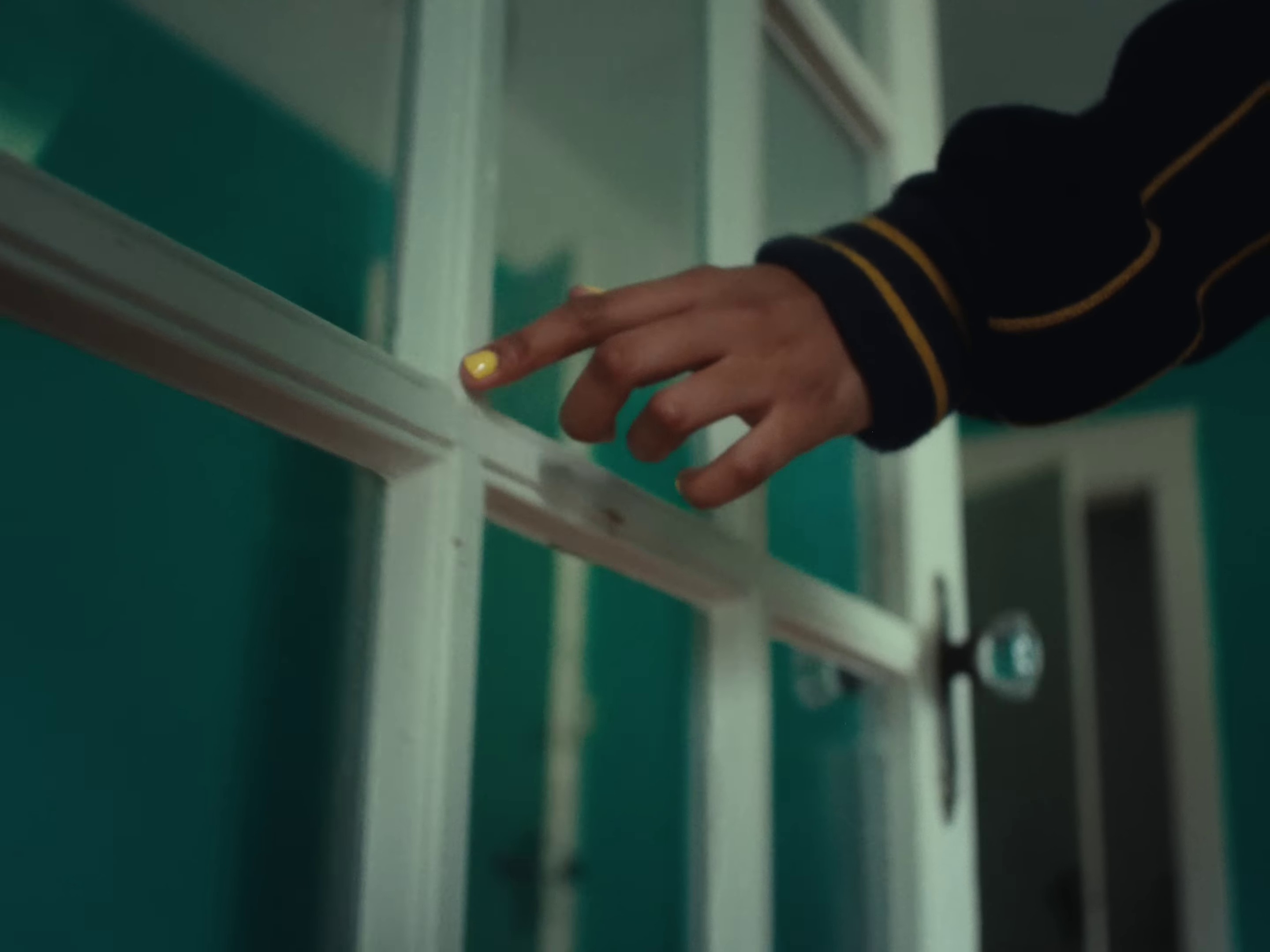 CRAYON (2024) —  shot,  lighting